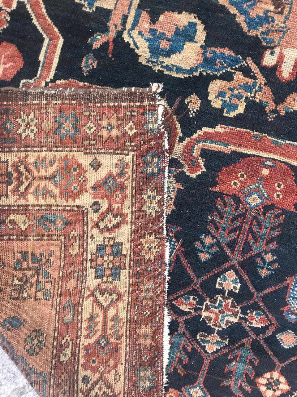 Bobyrug's Beautiful Antique Aubusson Style Mid-Eastern Rug (tapis du Moyen-Orient) en vente 10