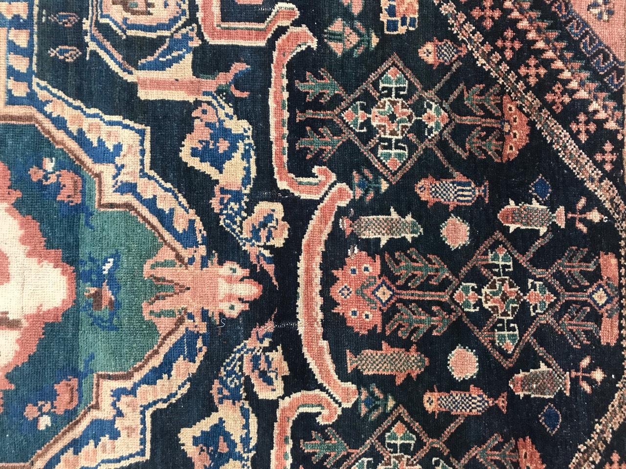 Noué à la main Bobyrug's Beautiful Antique Aubusson Style Mid-Eastern Rug (tapis du Moyen-Orient) en vente