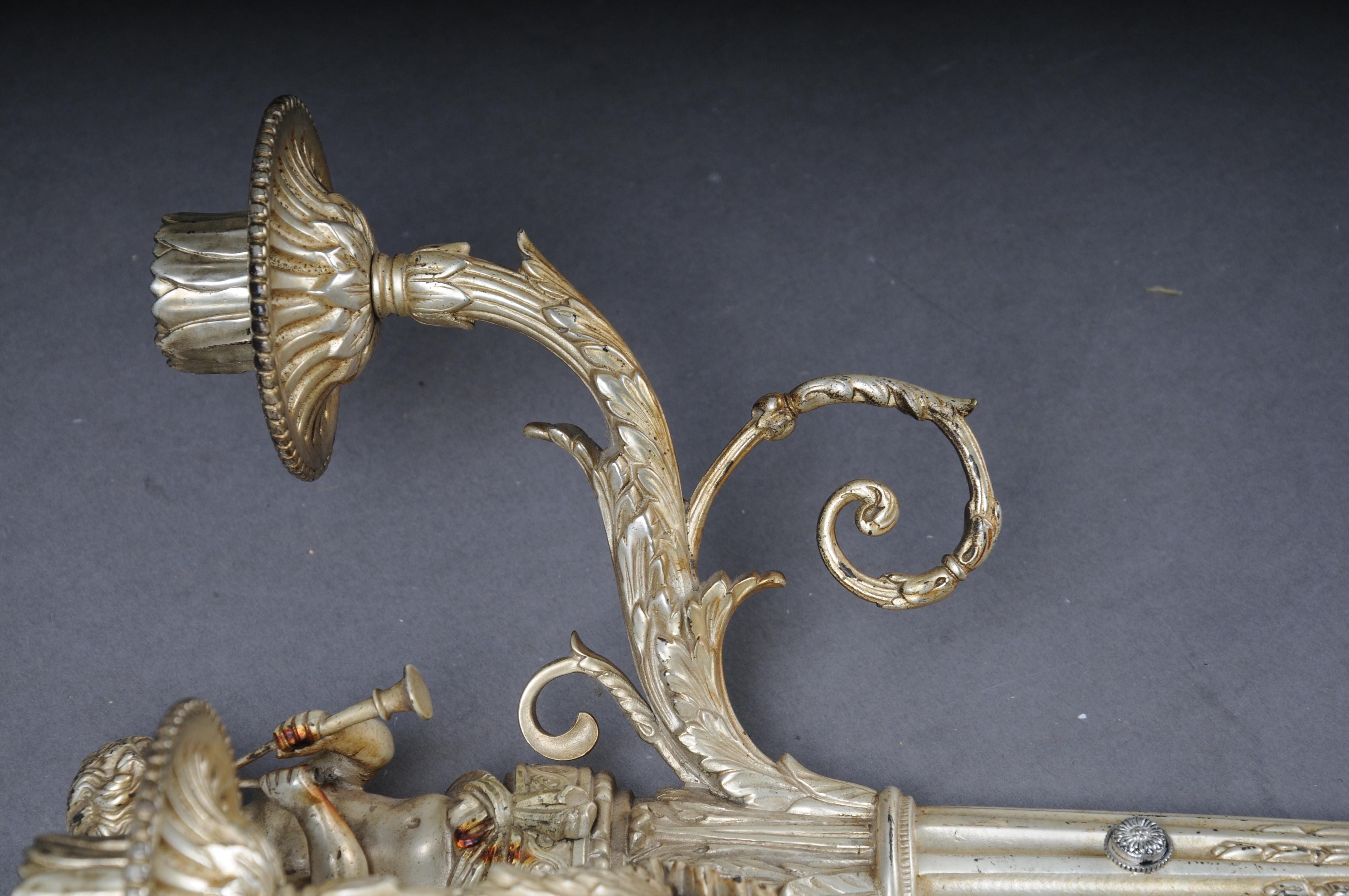 Beautiful antique bronze candle sconce from around 1880, France For Sale 5