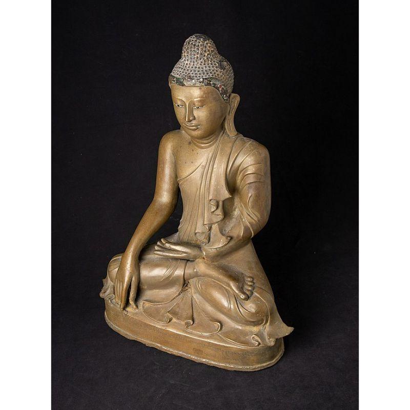 Beautiful Antique Bronze Mandalay Buddha Statue from Burma For Sale 8