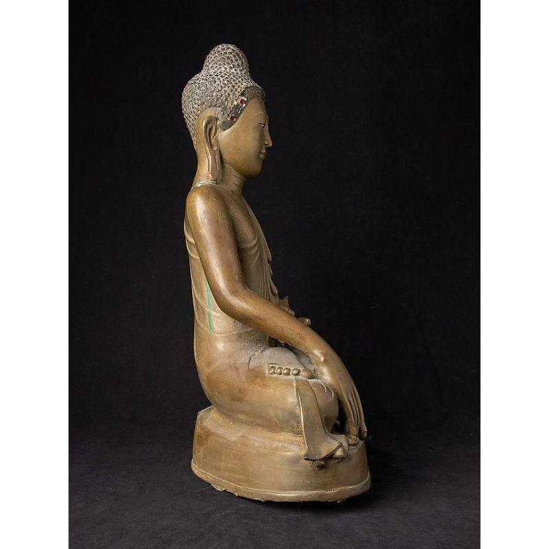 20th Century Beautiful Antique Bronze Mandalay Buddha Statue from Burma For Sale