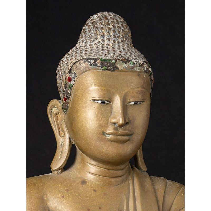 Beautiful Antique Bronze Mandalay Buddha Statue from Burma For Sale 3