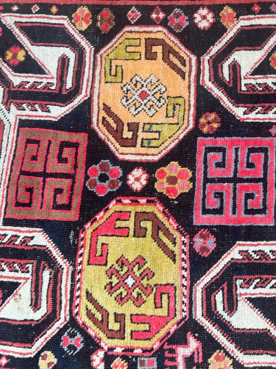 Magnifique tapis caucasien ancien du Kazak en vente 5