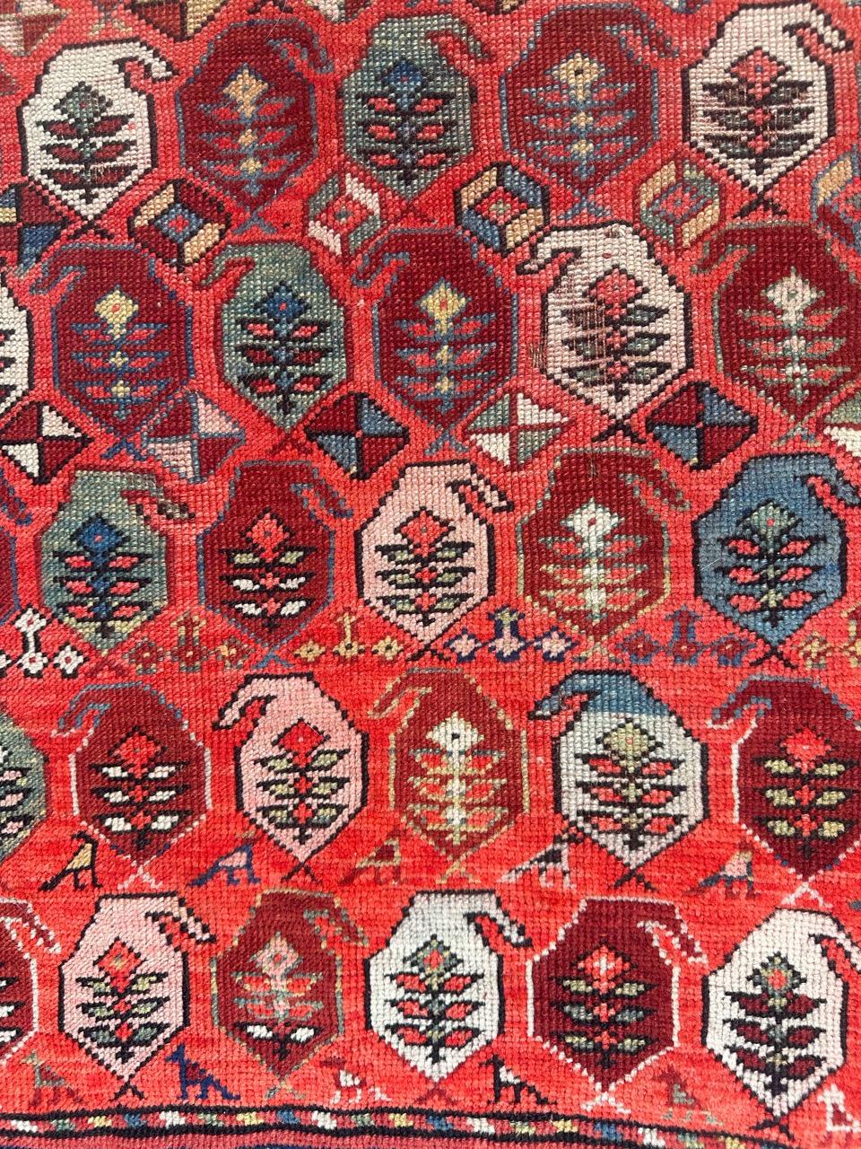 Noué à la main Magnifique tapis caucasien ancien du Kazak en vente