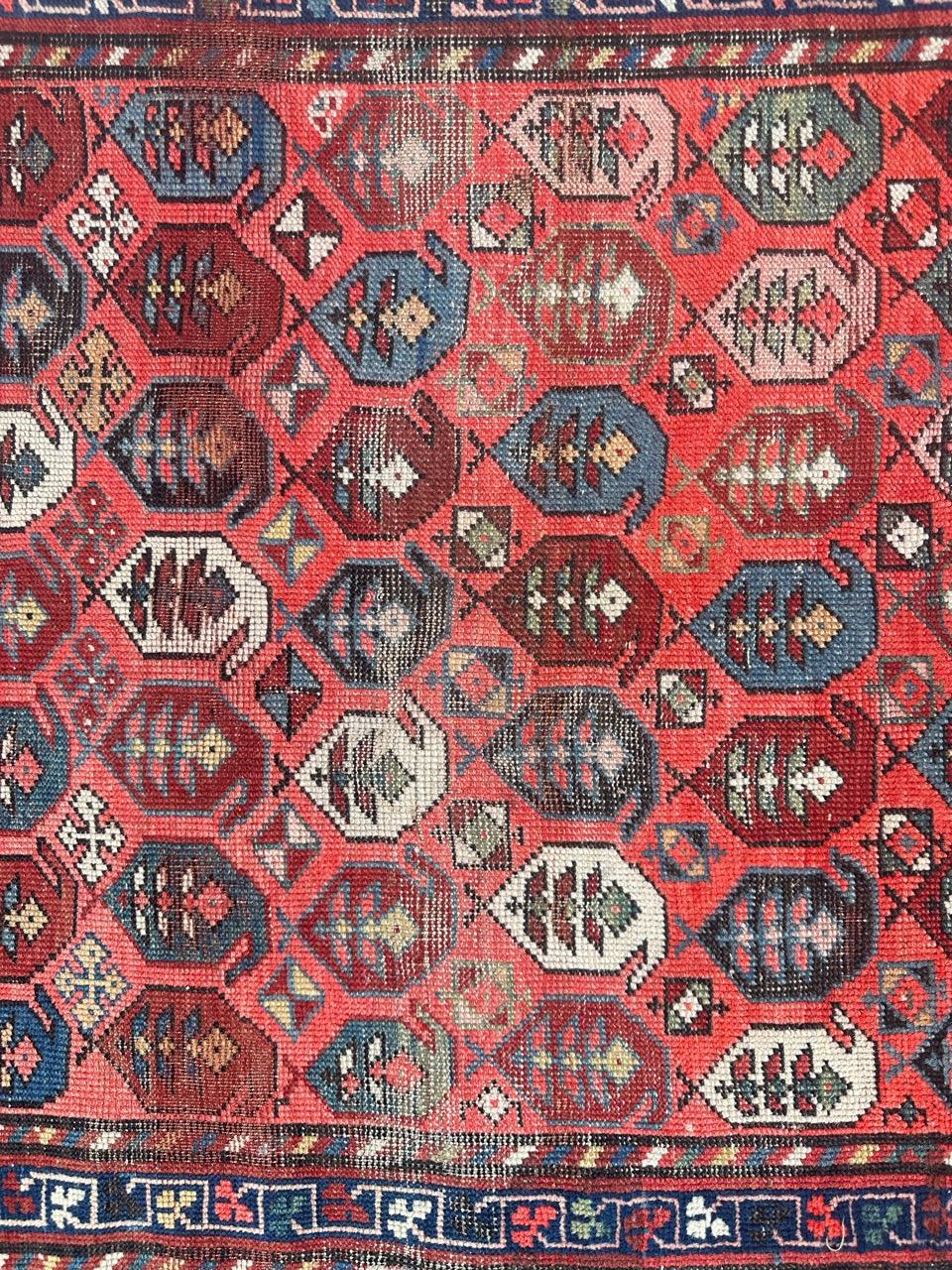 Laine Magnifique tapis caucasien ancien du Kazak en vente