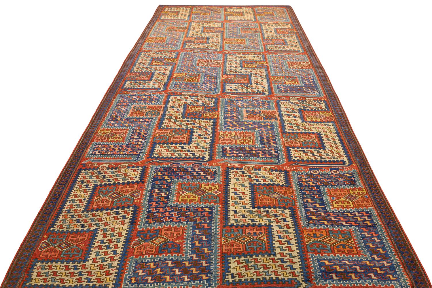 Schöner antiker kaukasischer mehrfarbiger Sumak Sileh-Kelim-Teppich aus Wolle, 1880-1900 im Angebot 3