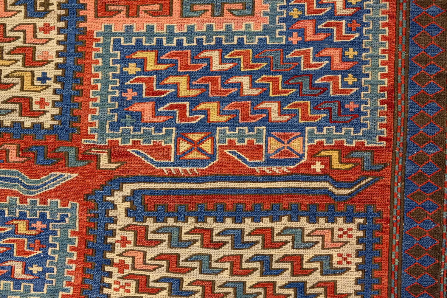 Schöner antiker kaukasischer mehrfarbiger Sumak Sileh-Kelim-Teppich aus Wolle, 1880-1900 (Handgeknüpft) im Angebot