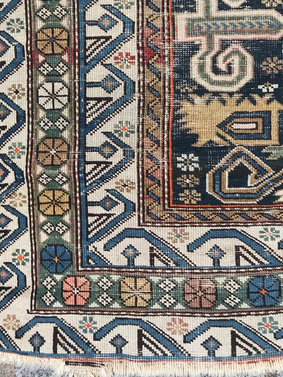 Magnifique tapis caucasien ancien Shirvan Perepedil en vente 4