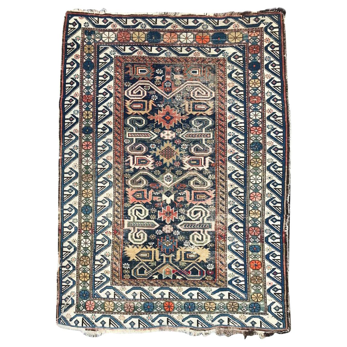 Magnifique tapis caucasien ancien Shirvan Perepedil en vente