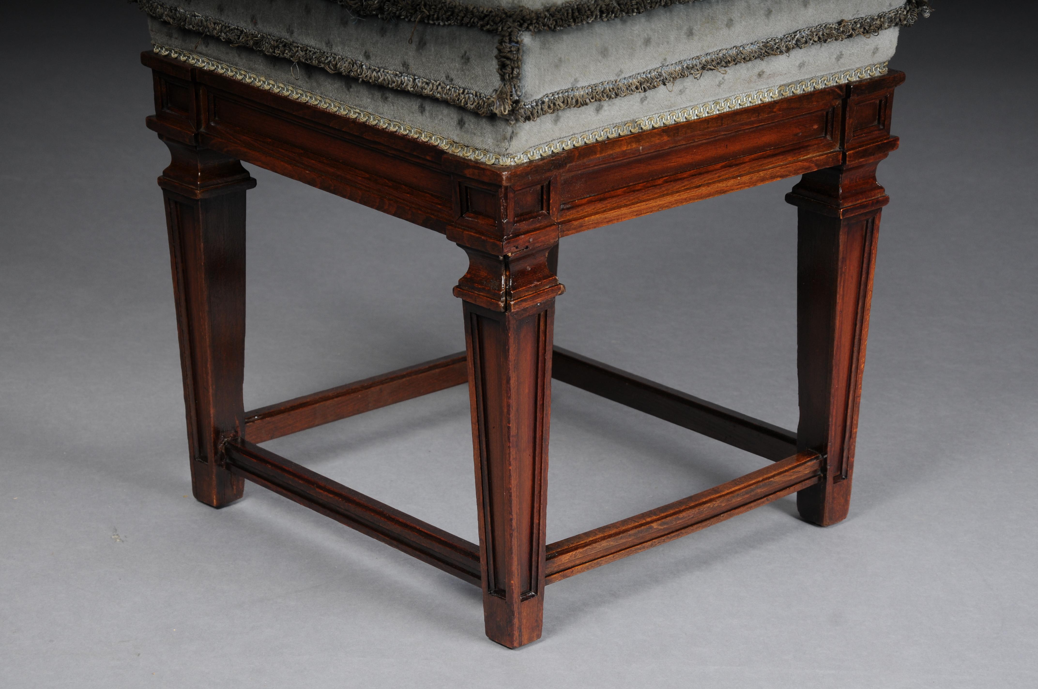 Beautiful antique Empire stool, oak 20th century. For Sale 4