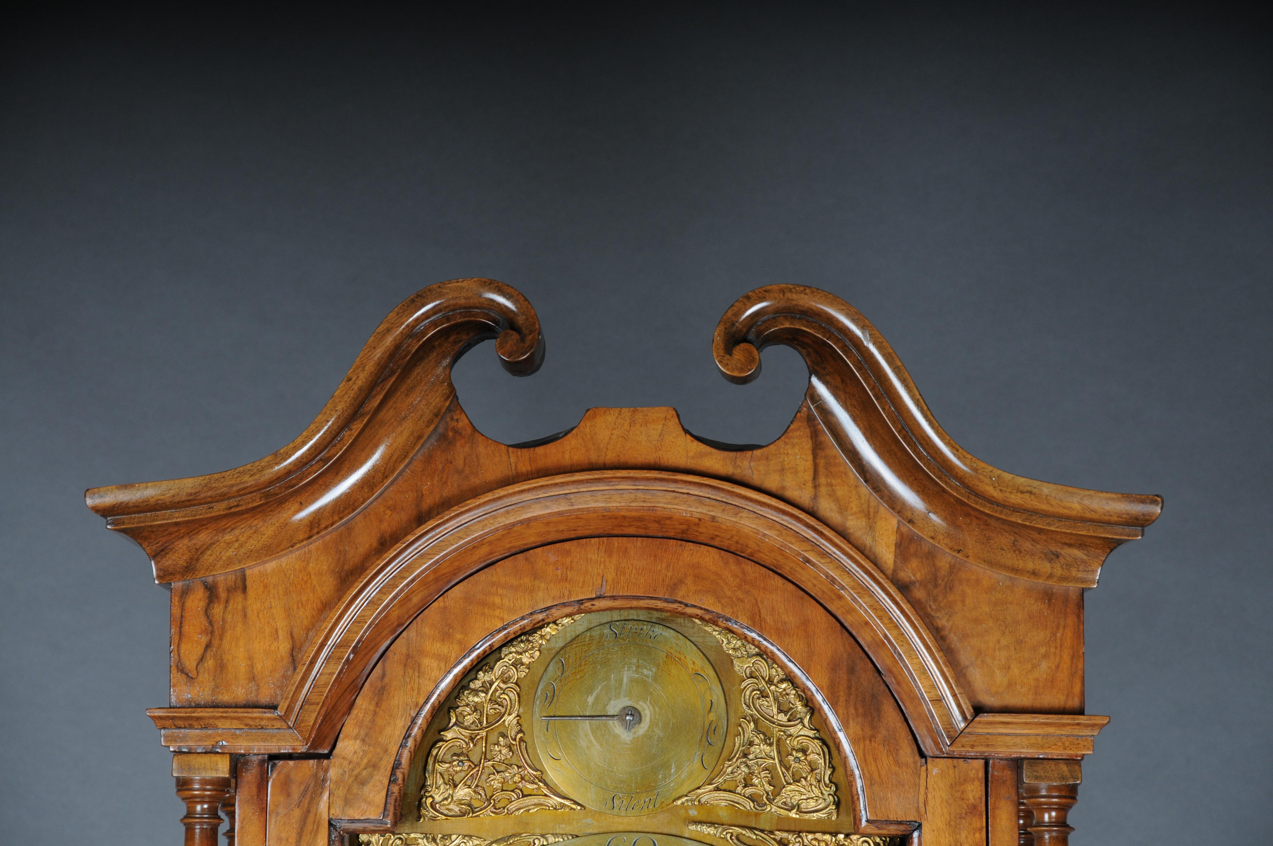 Schöne antike englische Großvater-Uhr, Eiche, 19. Jahrhundert im Zustand „Gut“ im Angebot in Berlin, DE