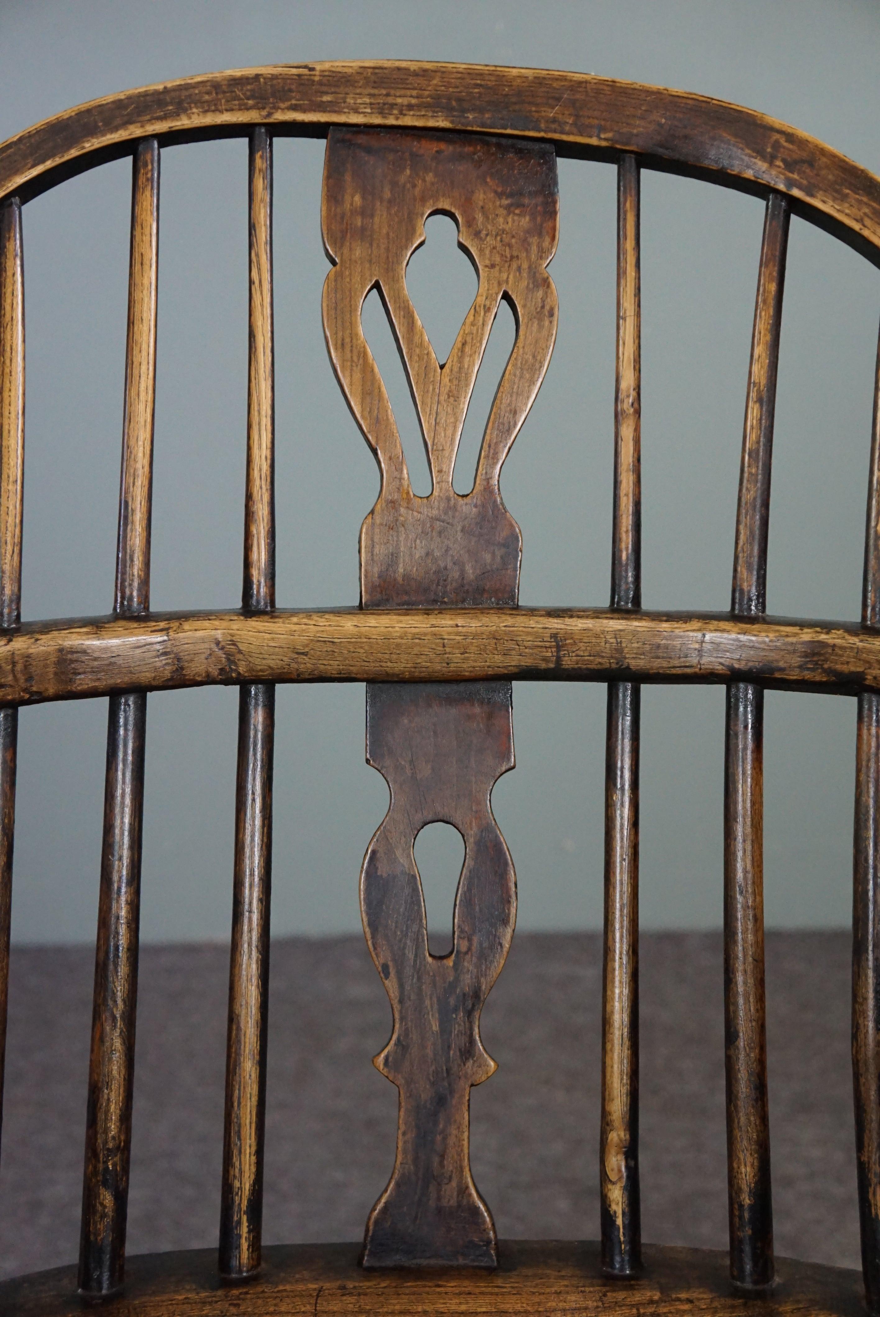 Antique Beauty English low back Windsor Armchair/chair, 18e siècle en vente 3
