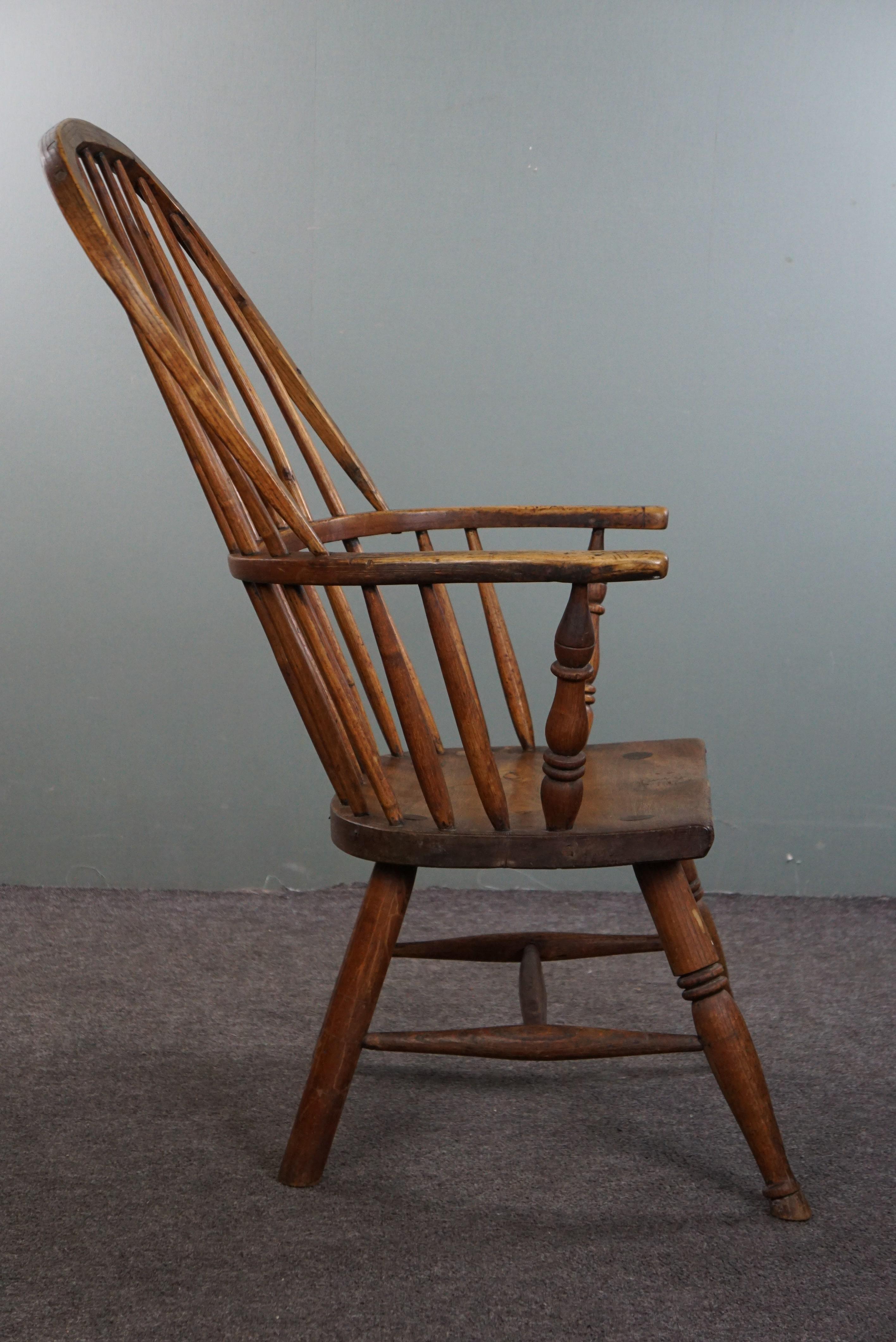 British Colonial Beautiful antique English stick back Windsor chair from the early 19th century For Sale