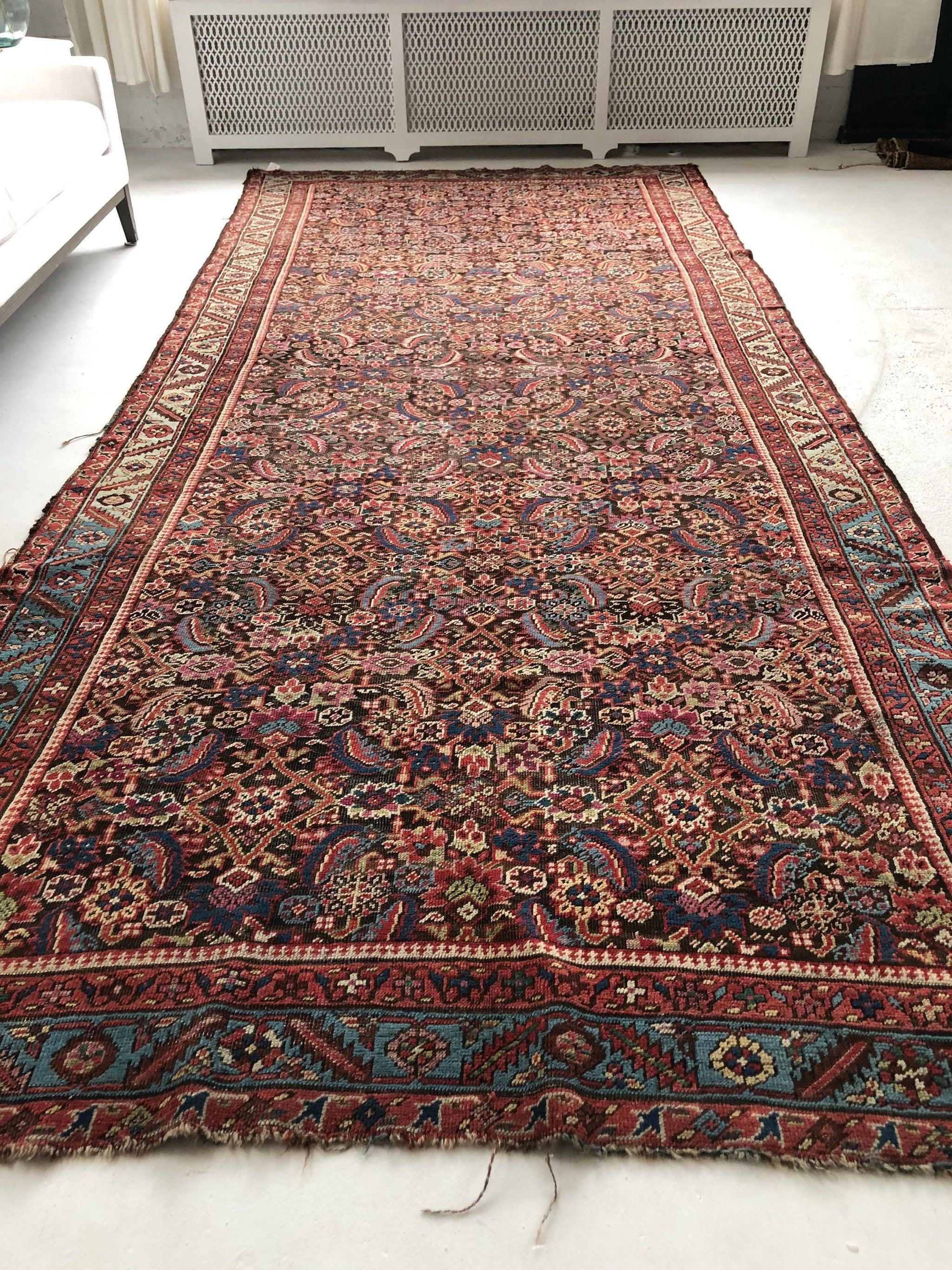 Beautiful Antique European Sized Ancient Rug, 1920's In Good Condition For Sale In Milwaukee, WI