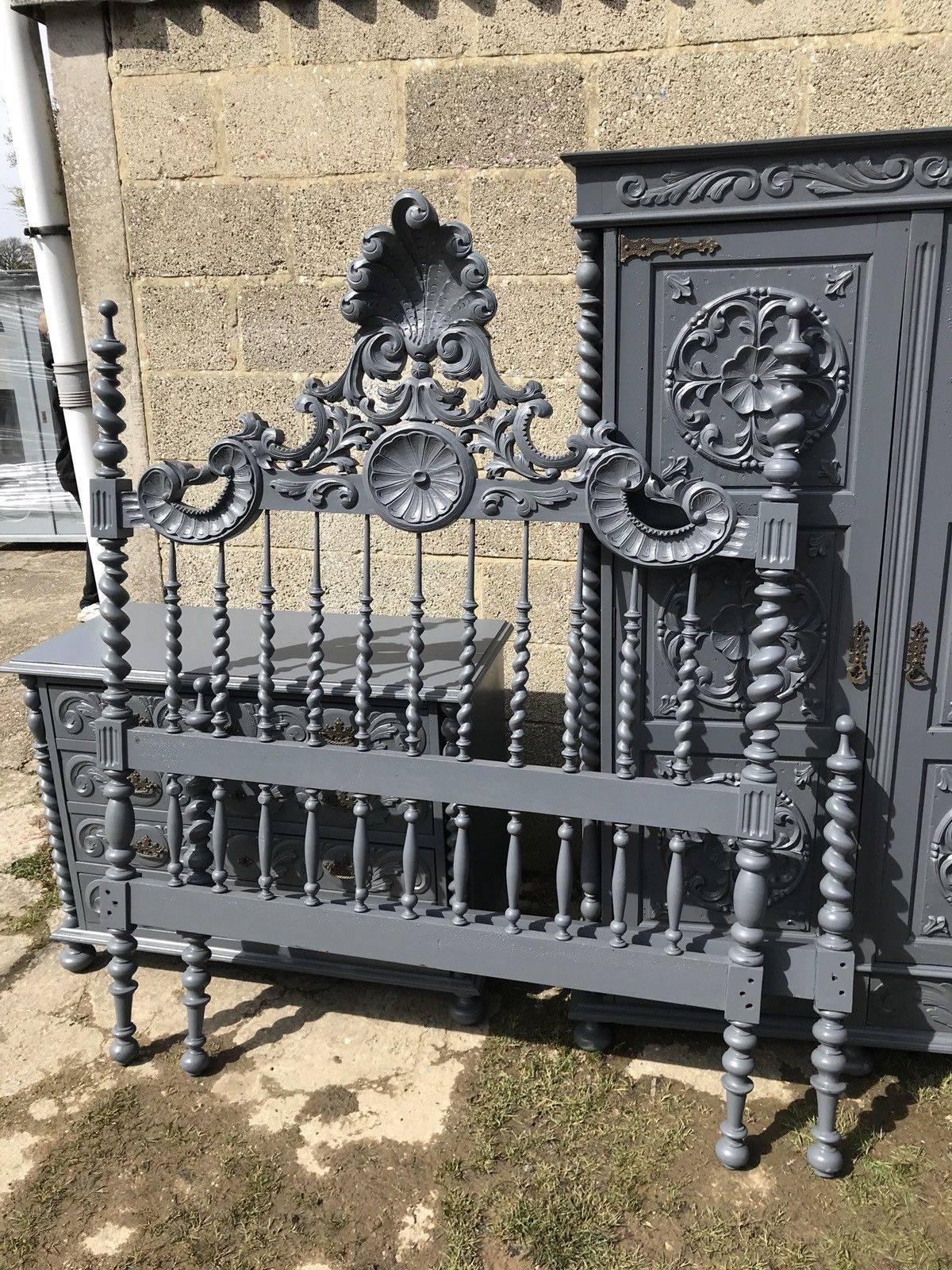 19th Century Beautiful Antique French Double Bed, Vintage, Painted For Sale