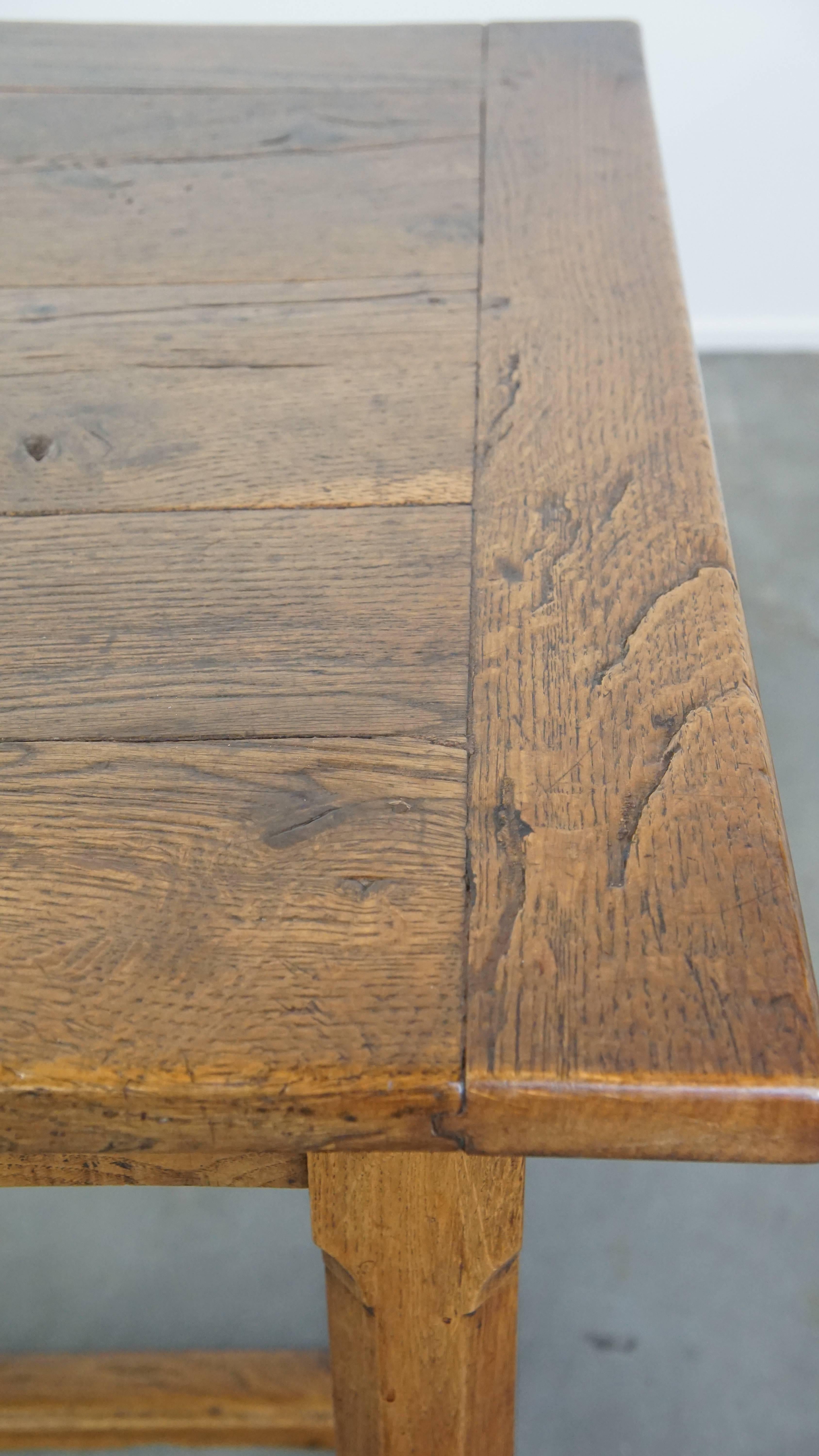 Beautiful Antique French Farmhouse Dining Table in Oak with 2 Drawers For Sale 5