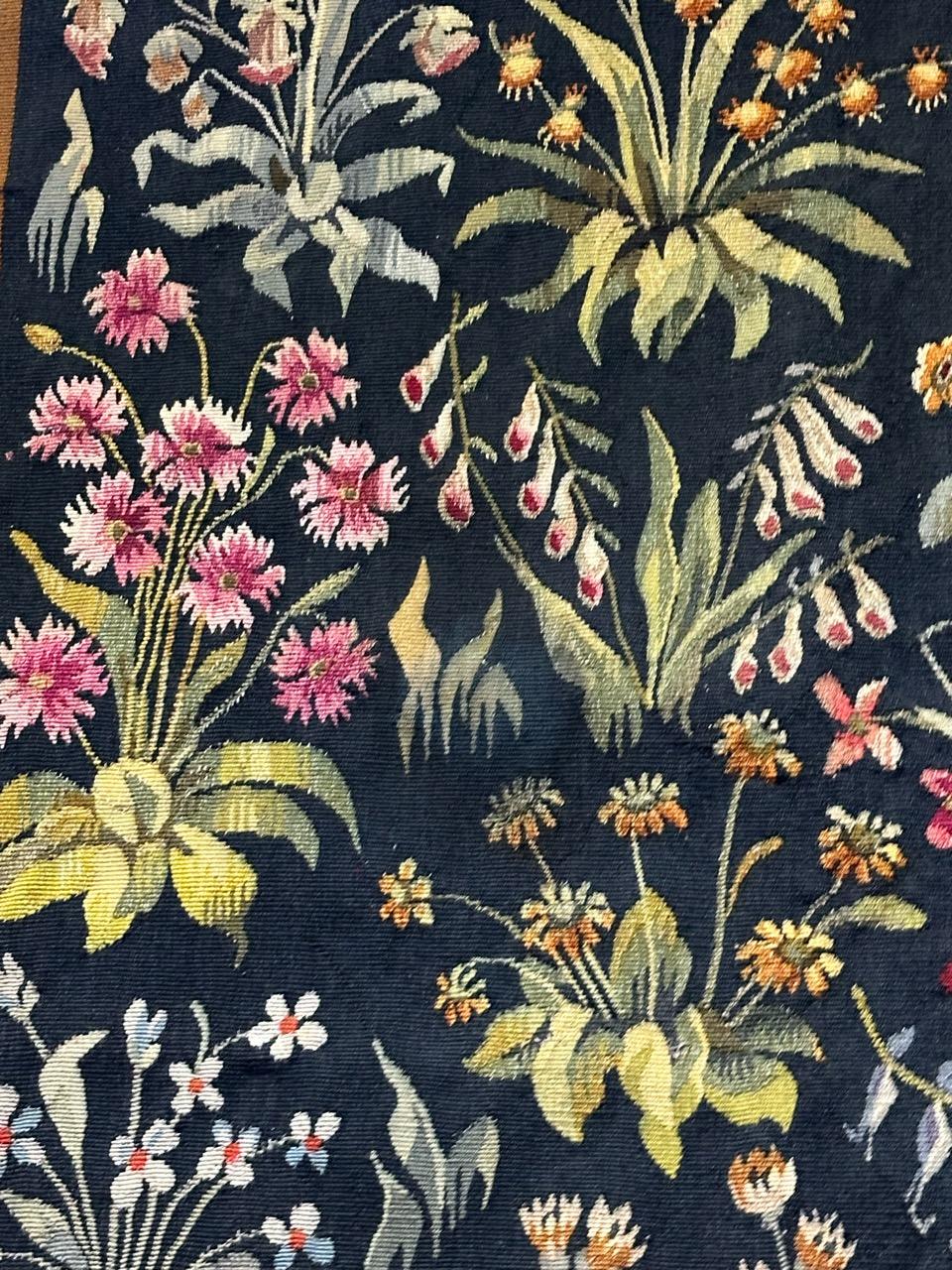 Schöner antiker französischer handgewebter Aubusson-Wandteppich 