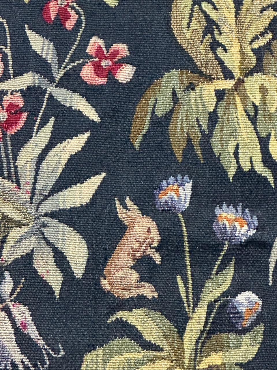 Schöner antiker französischer handgewebter Aubusson-Wandteppich 