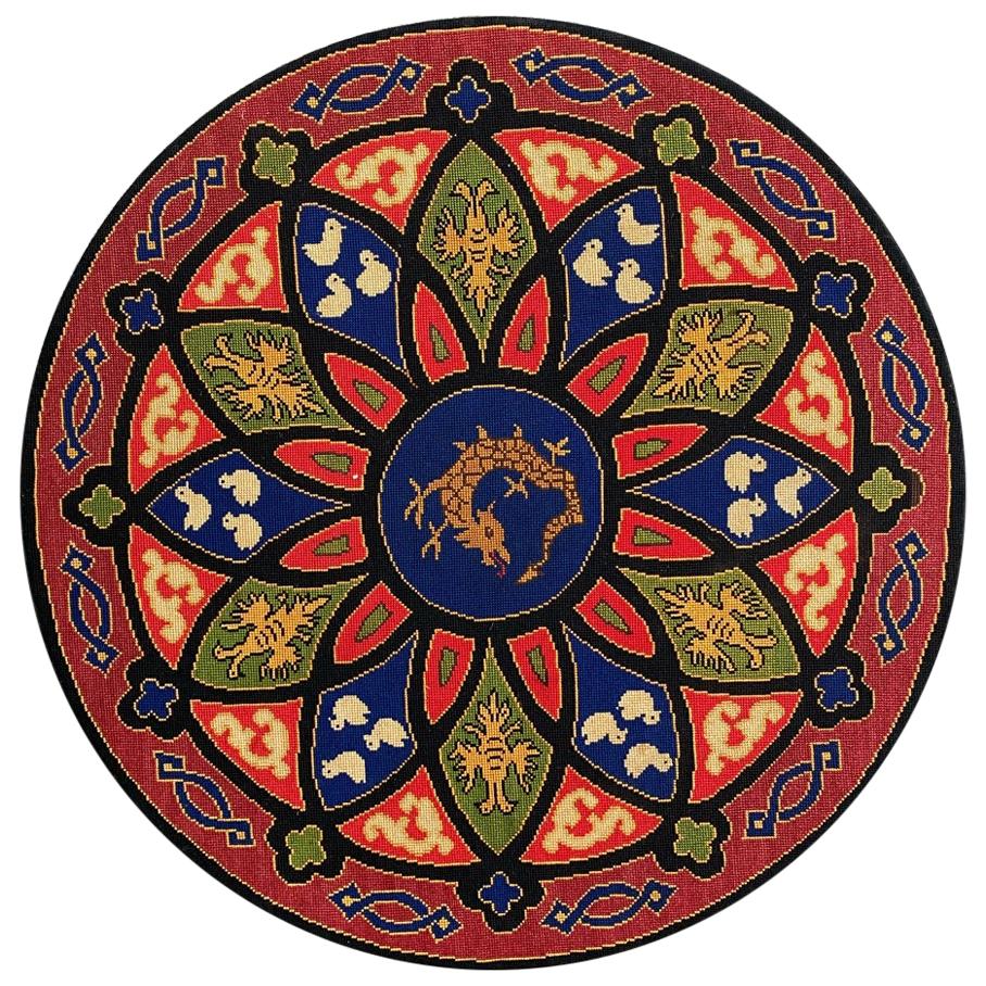 Bobyrug's Beautiful Antique French Needlepoint Round Tapestry (Tapisserie à l'aiguille française ancienne)