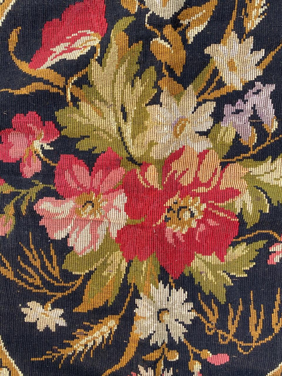 Magnifique tapisserie française ancienne en toile de table en vente 2