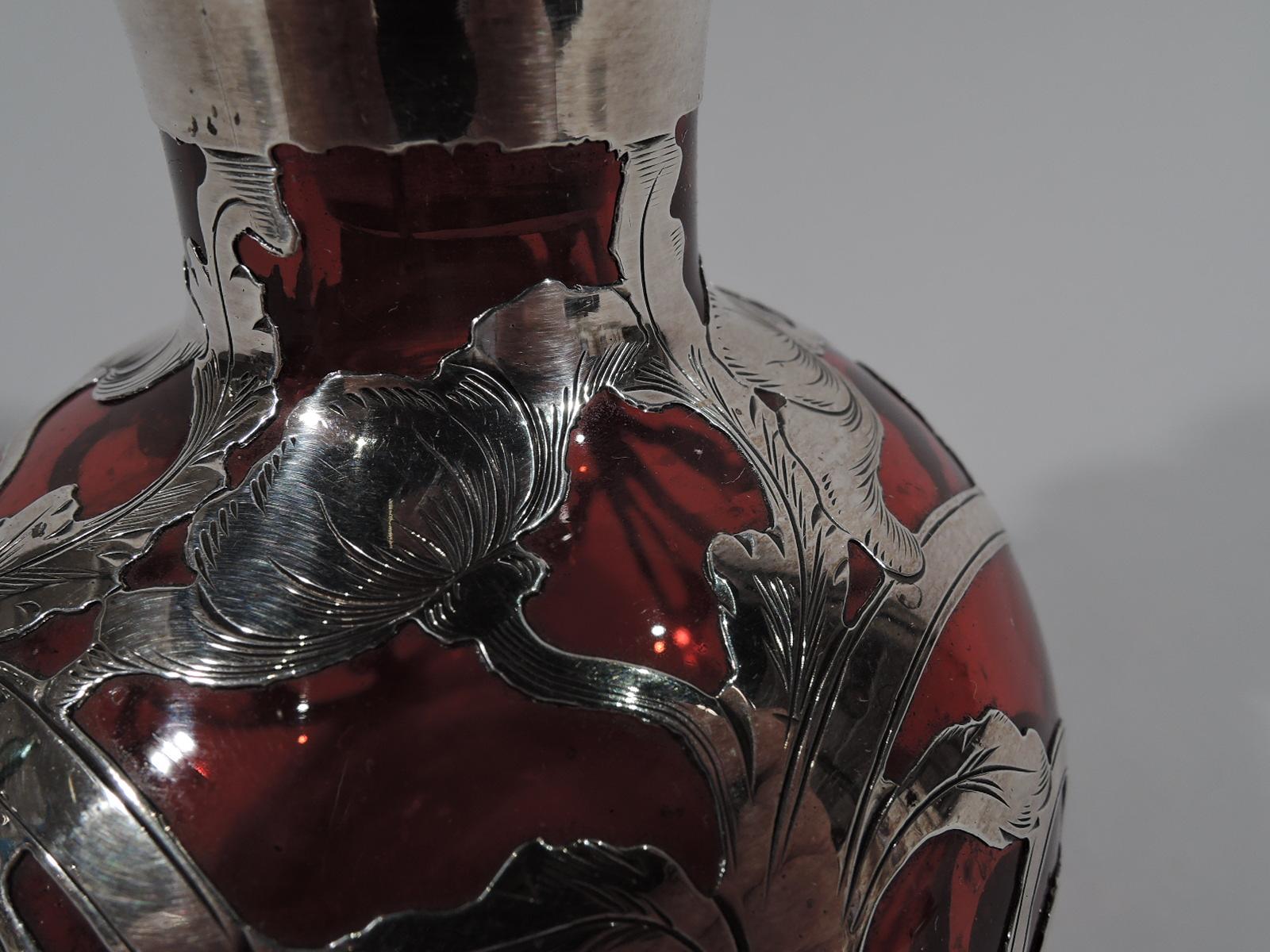 Nord-américain Magnifique flacon de parfum ancien classique rouge Gorham recouvert d'argent en vente