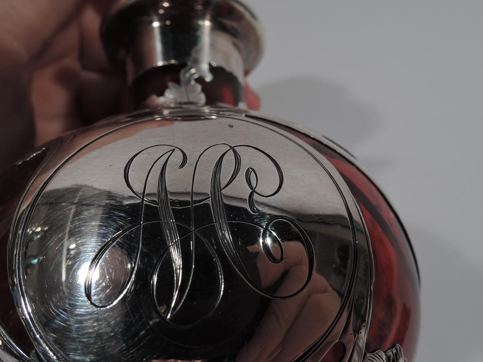 20ième siècle Magnifique flacon de parfum ancien classique rouge Gorham recouvert d'argent en vente