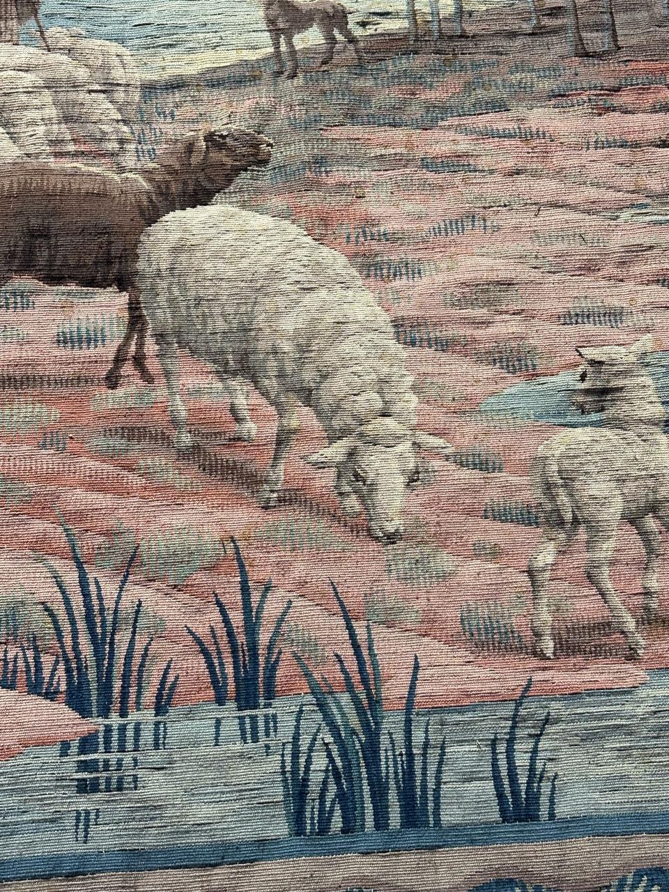 Beautiful antique handwoven Aubusson or Flanders tapestry In Good Condition For Sale In Saint Ouen, FR