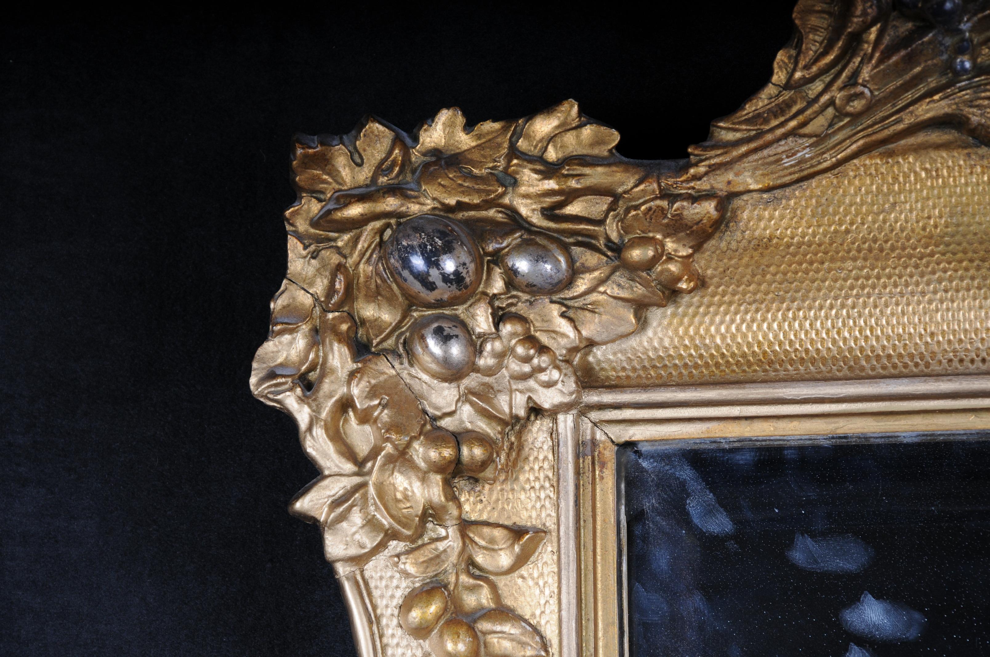 Allemand Magnifique miroir historique ancien, datant d'environ 1870, doré en vente