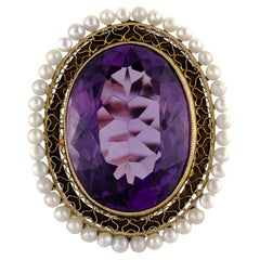 Beautiful Antique Large and Impressive Amethyst Pearl and Yellow Gold Ring