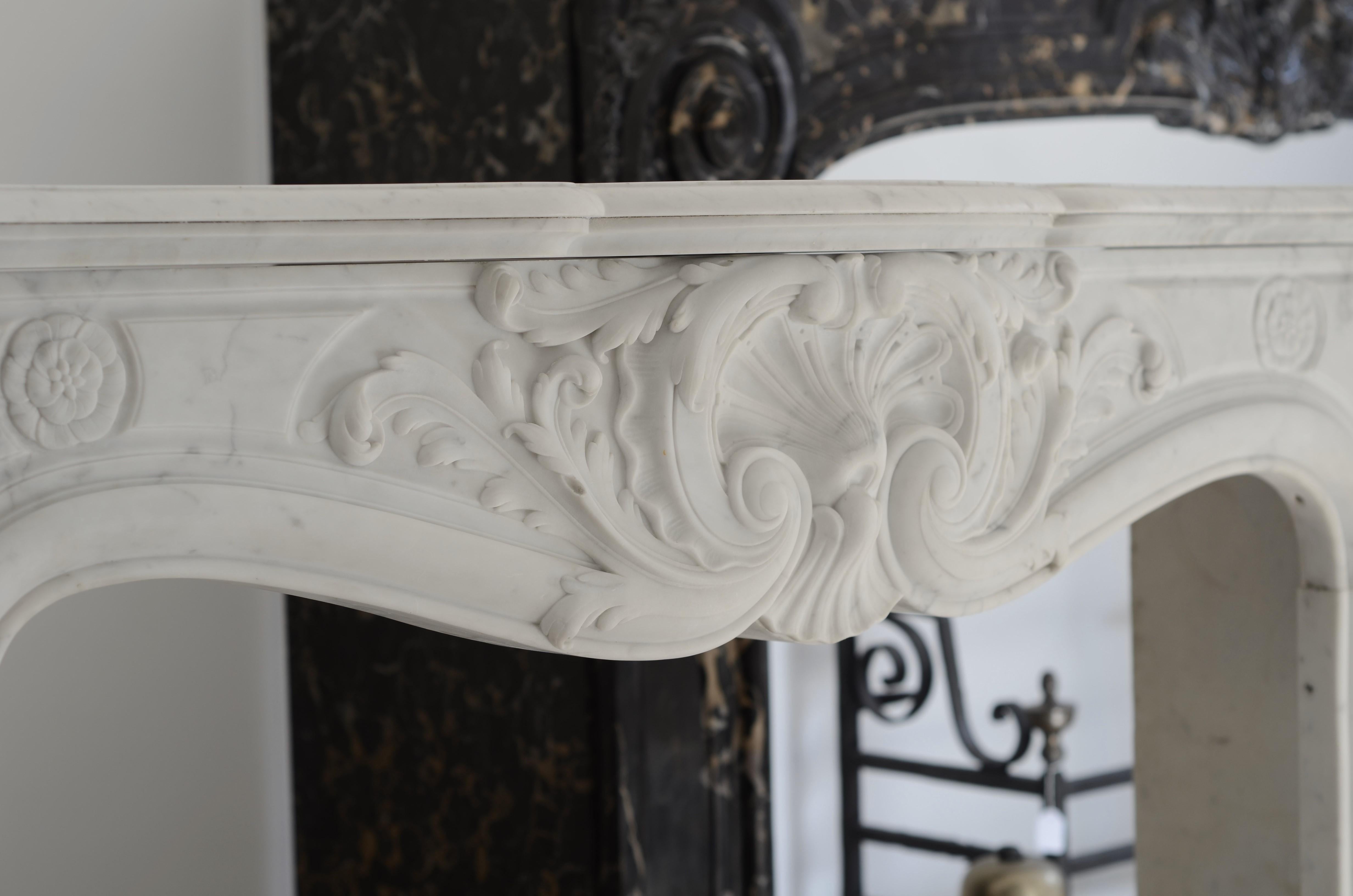 Beautiful Antique Louis XV Fireplace Mantel in Carrara White Marble 3
