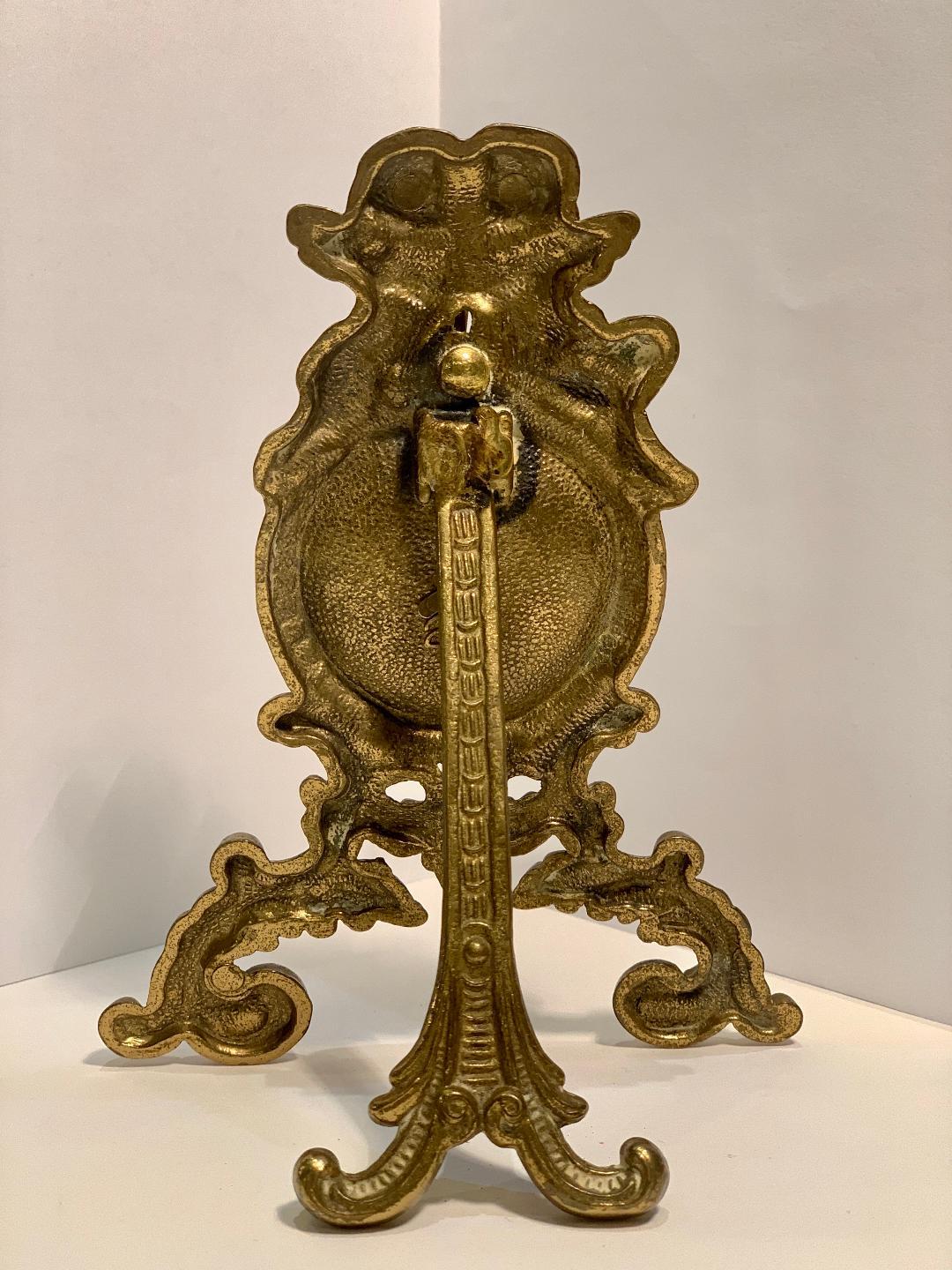 Schöne antike Loving Cherubs Gold Metall-Taschenuhrhalterung oder Porte Montre im Angebot 1