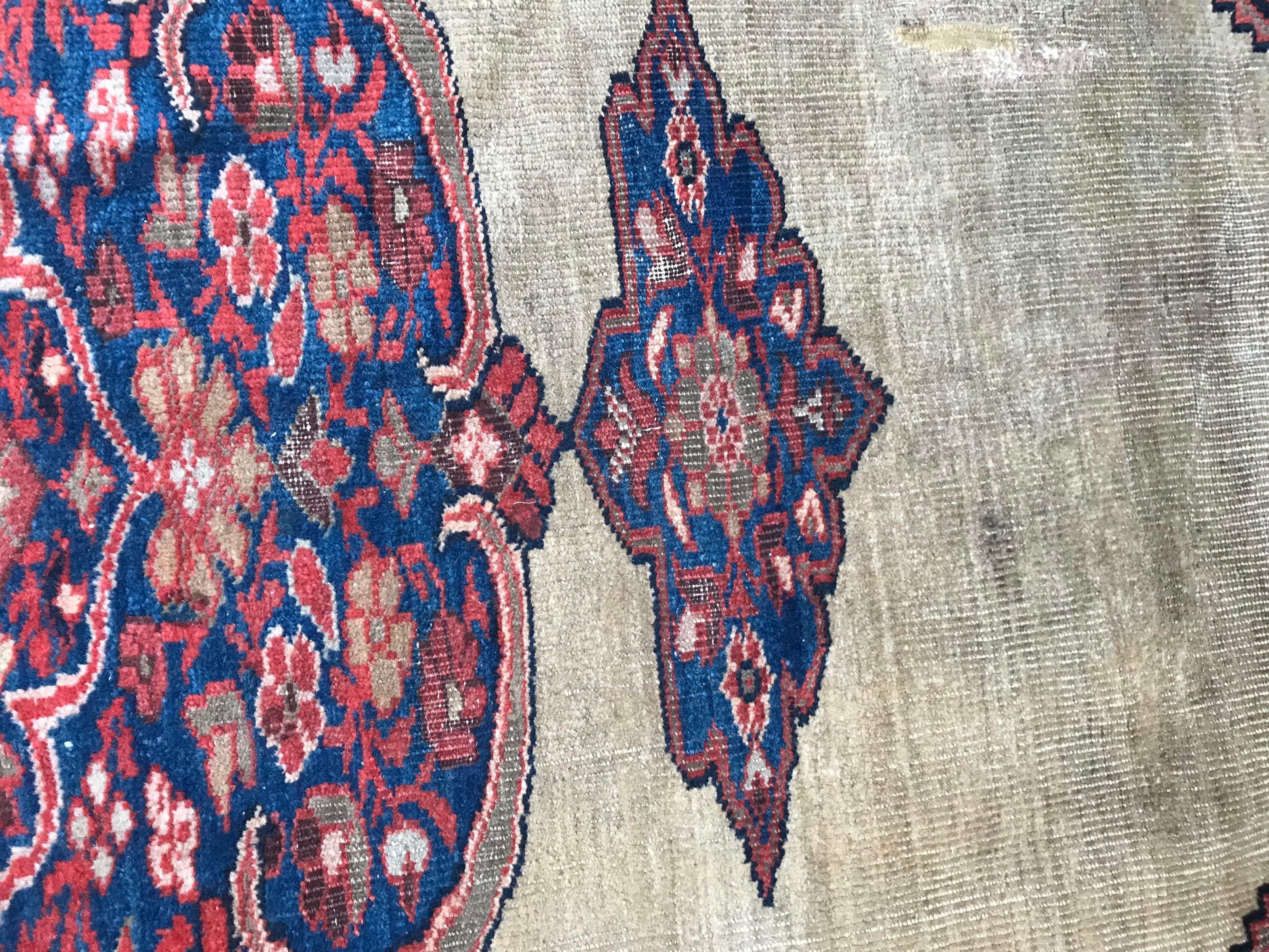 Magnifique tapis Mahal ancien en vente 7