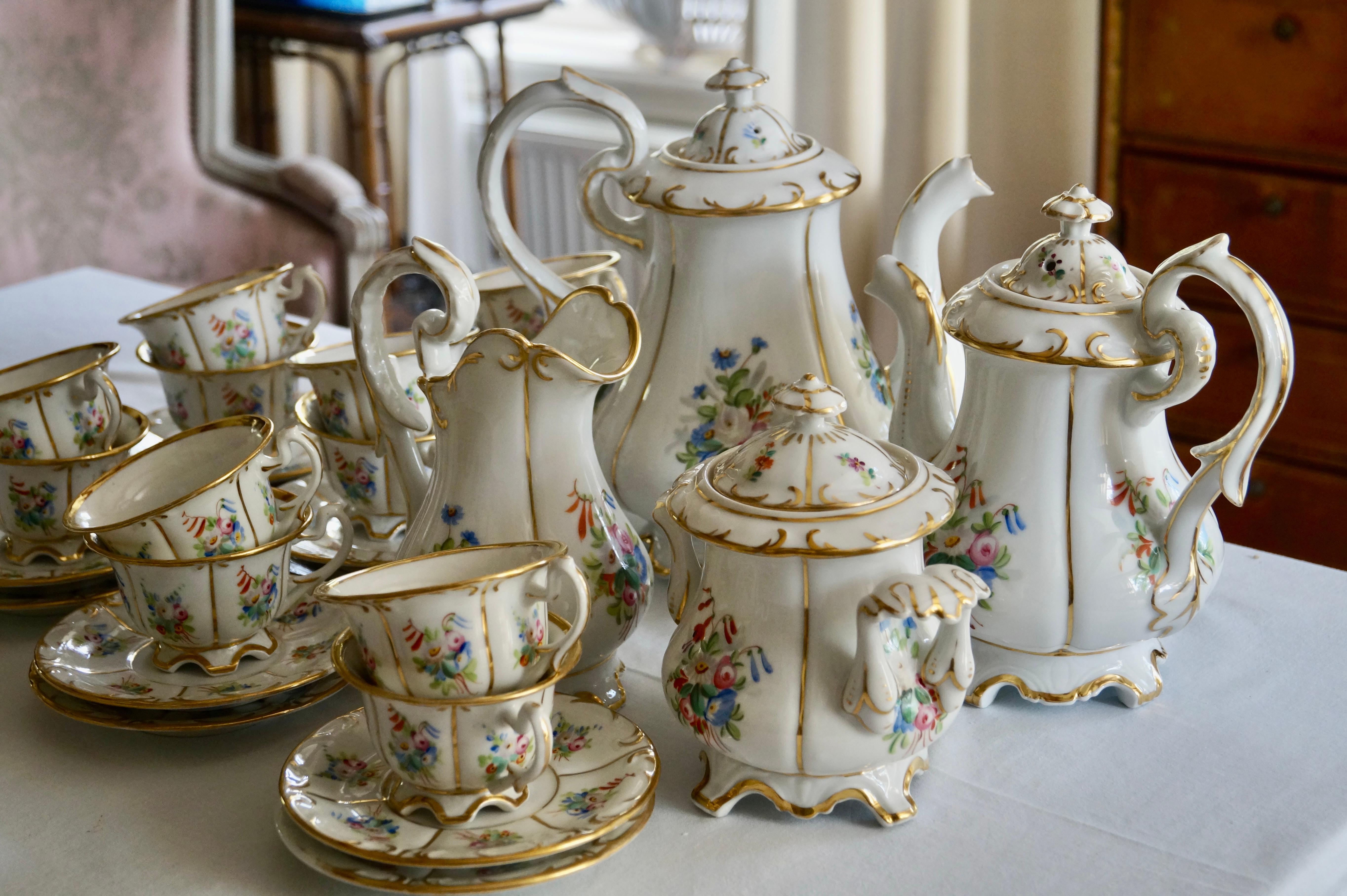 Schöne Antike Old Paris Porzellan Kaffee Tee Service 1860-1880 (Österreichisch) im Angebot