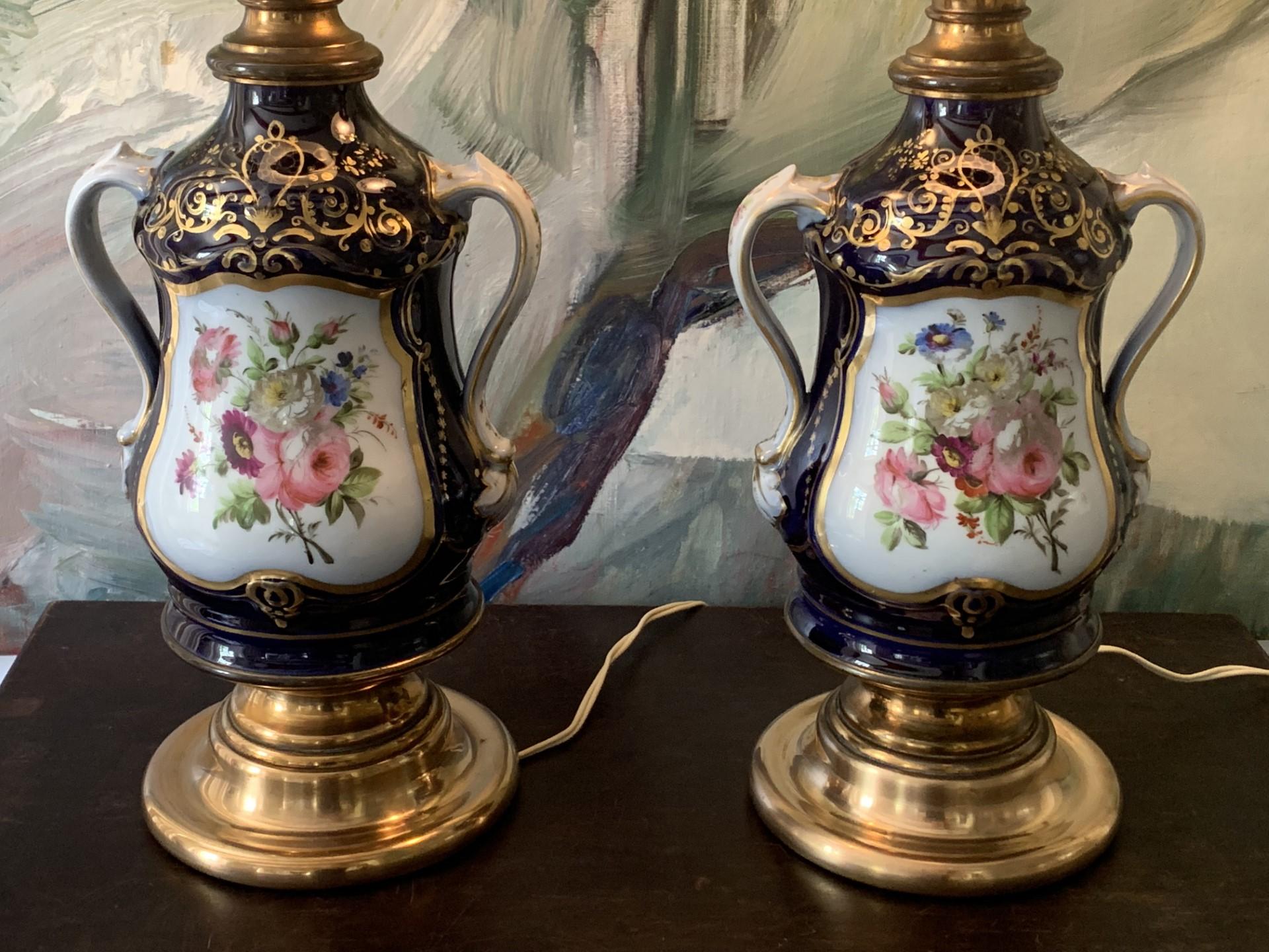 Beautiful Antique Old Paris Porcelain Table Lamps Oil Lamps Franc 1880s For Sale 1