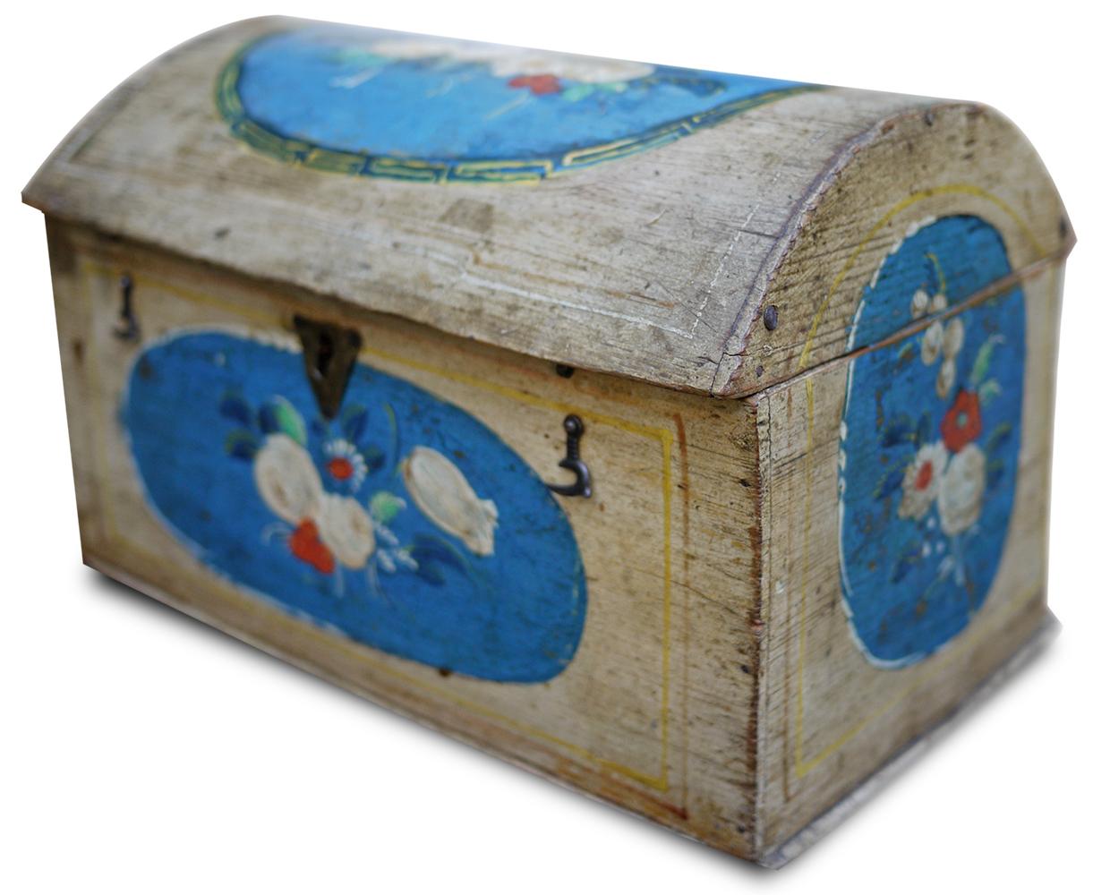 Folk Art Beautiful Antique Painted Table Box