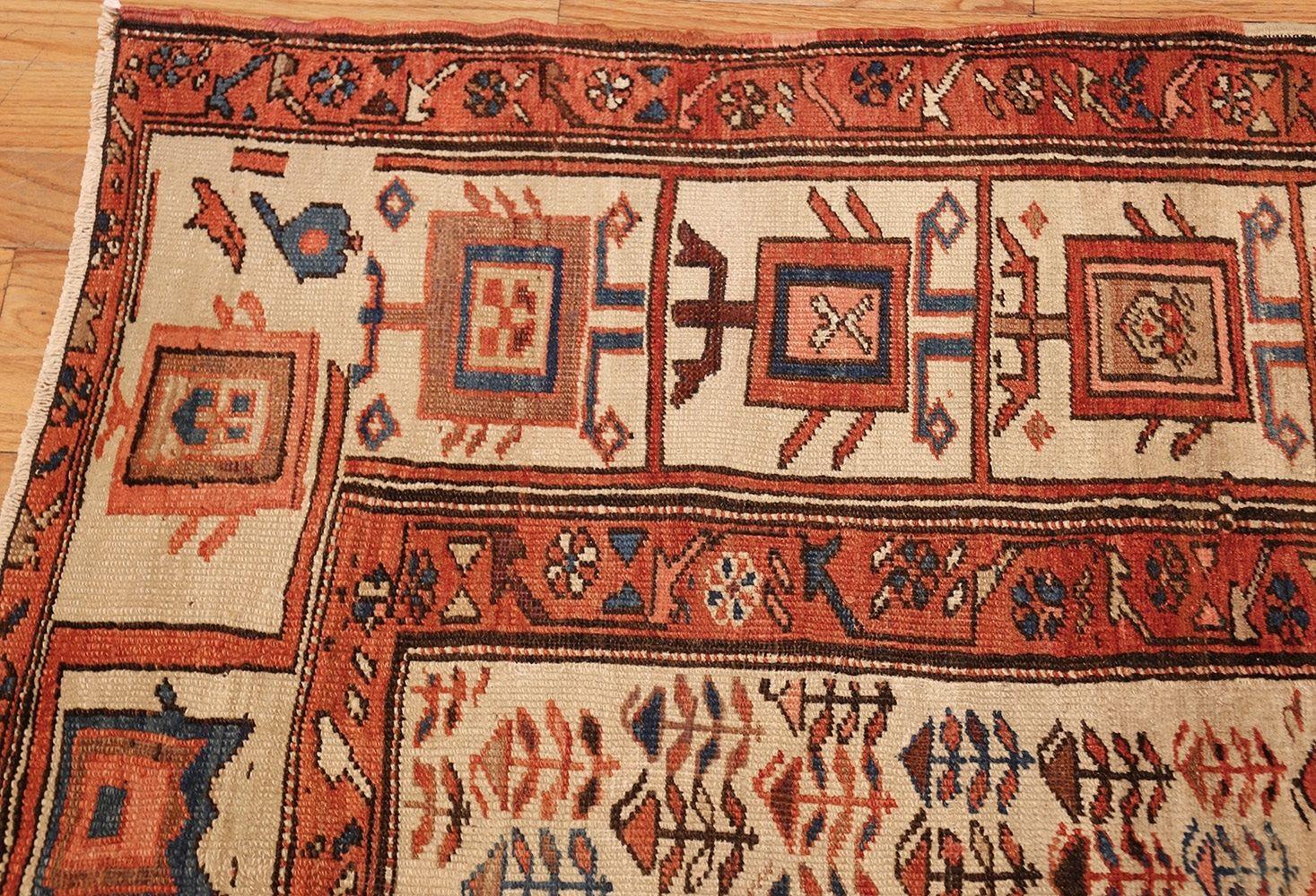19th Century Beautiful Room Size Antique Persian Bakshaish Carpet. Size: 9' 5