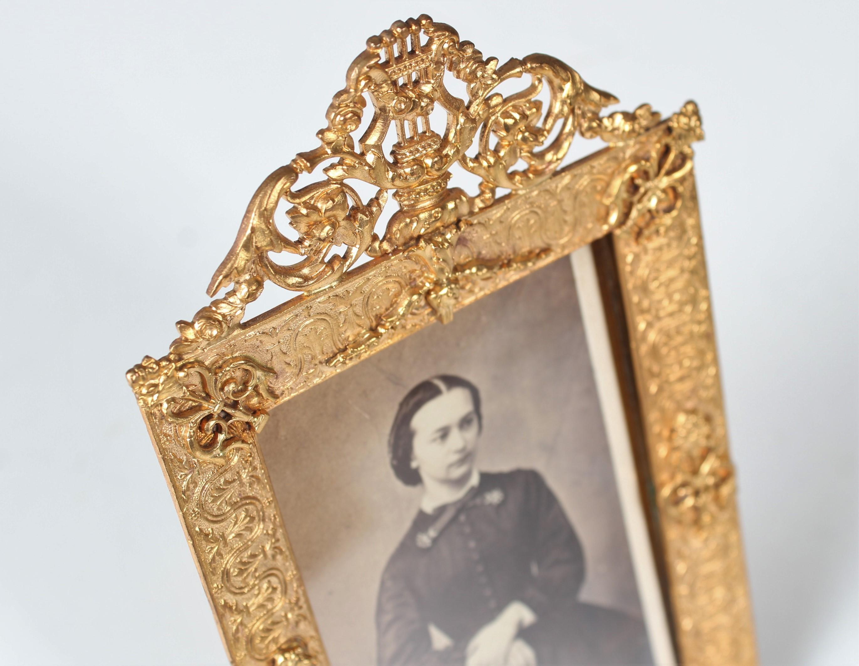 Beautiful Antique Picture Frame, Photo Frame, Brass, Late 19th Century 1