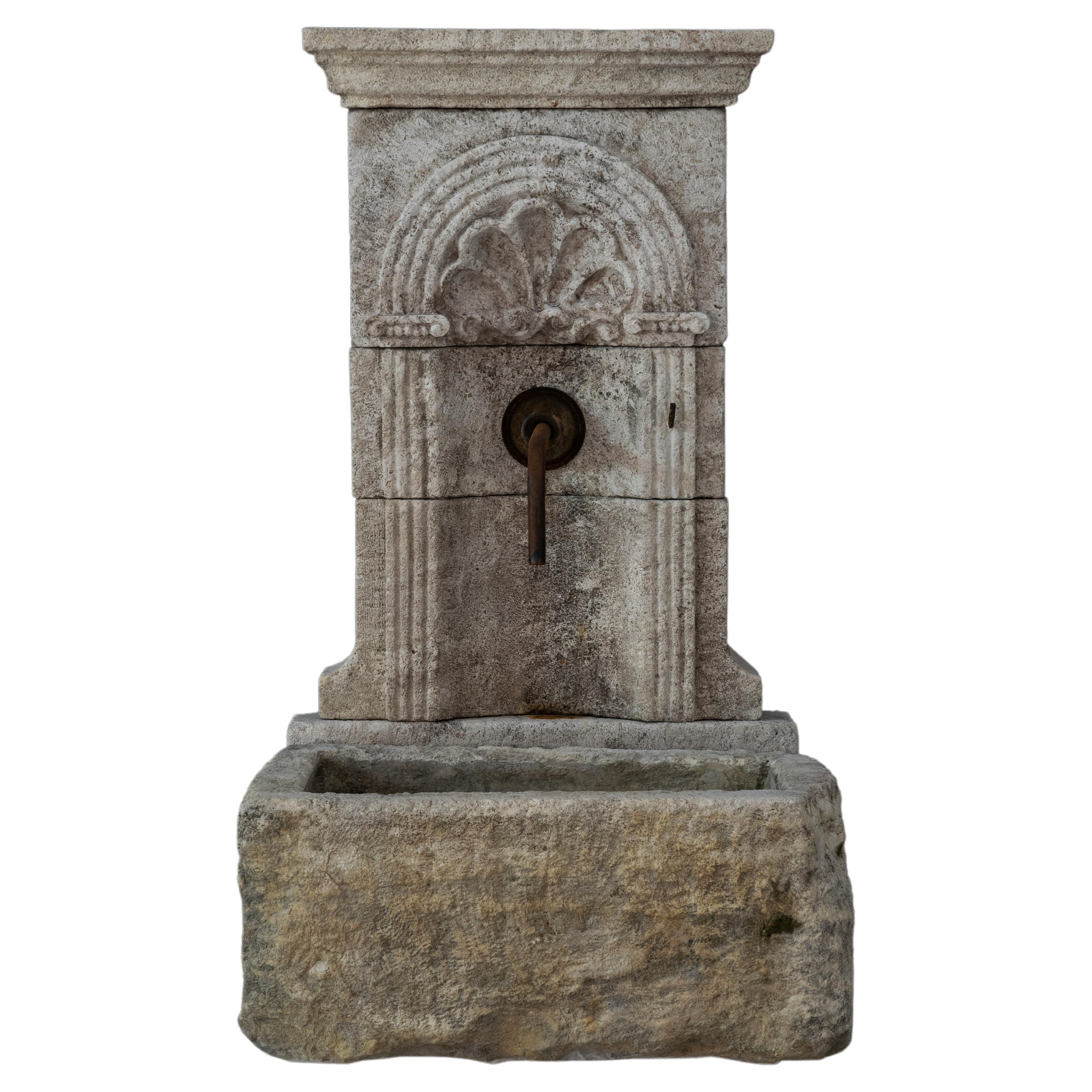 Beautiful antique reclaimed old limestone wall fountain - Tuscan - Mediterranean For Sale