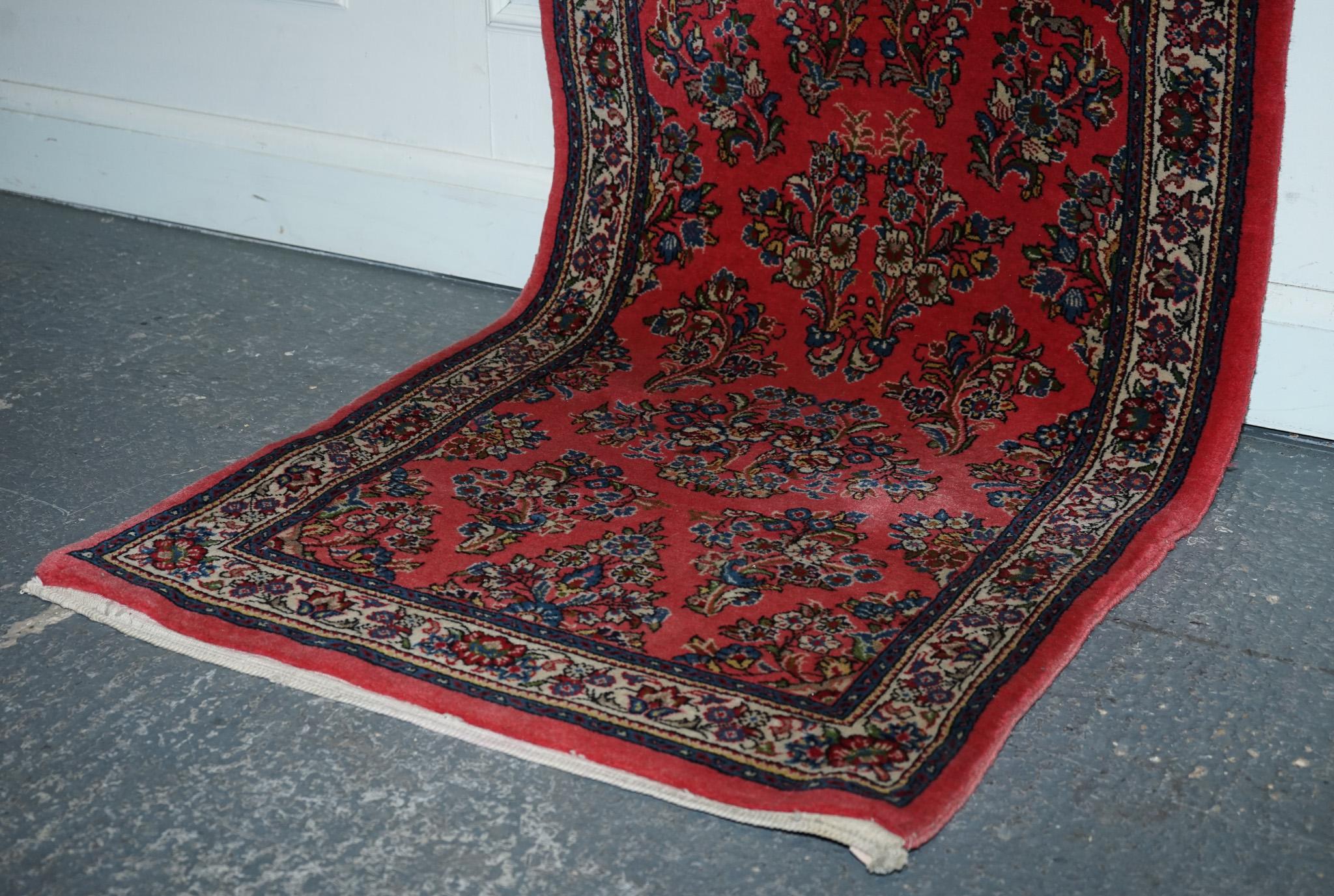 20ième siècle Belle et imposante mannequin de défilé rouge turc antique en vente