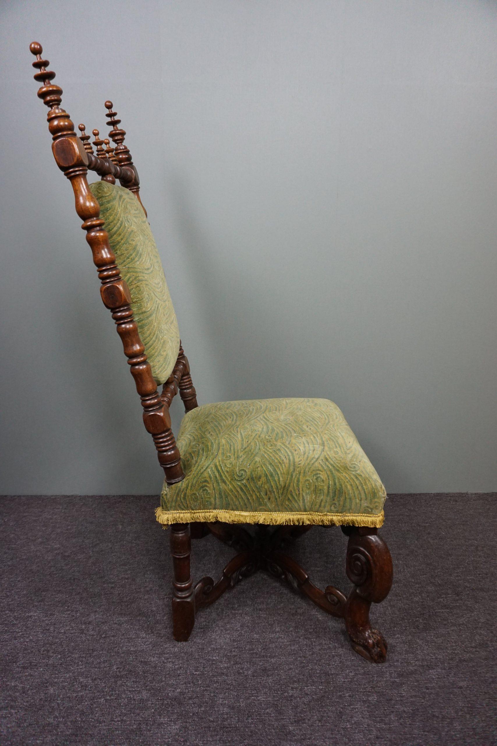 18th Century Beautiful antique side chair, late 18th century For Sale