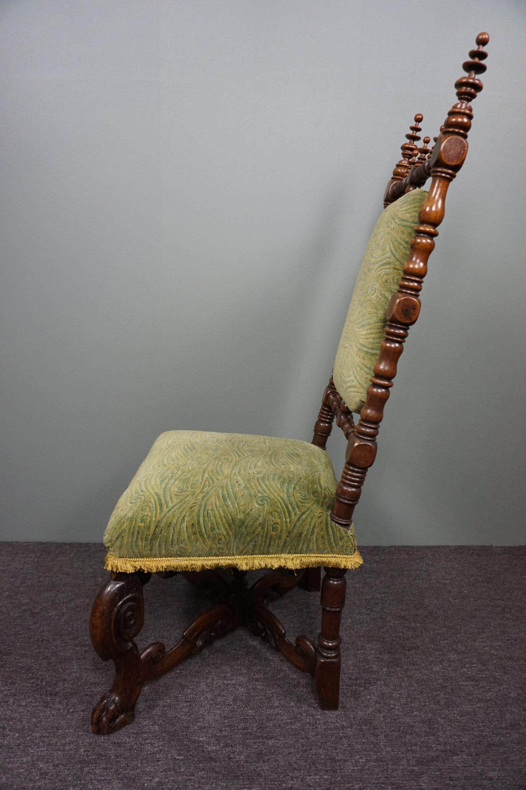 Beautiful antique side chair, late 18th century For Sale 1
