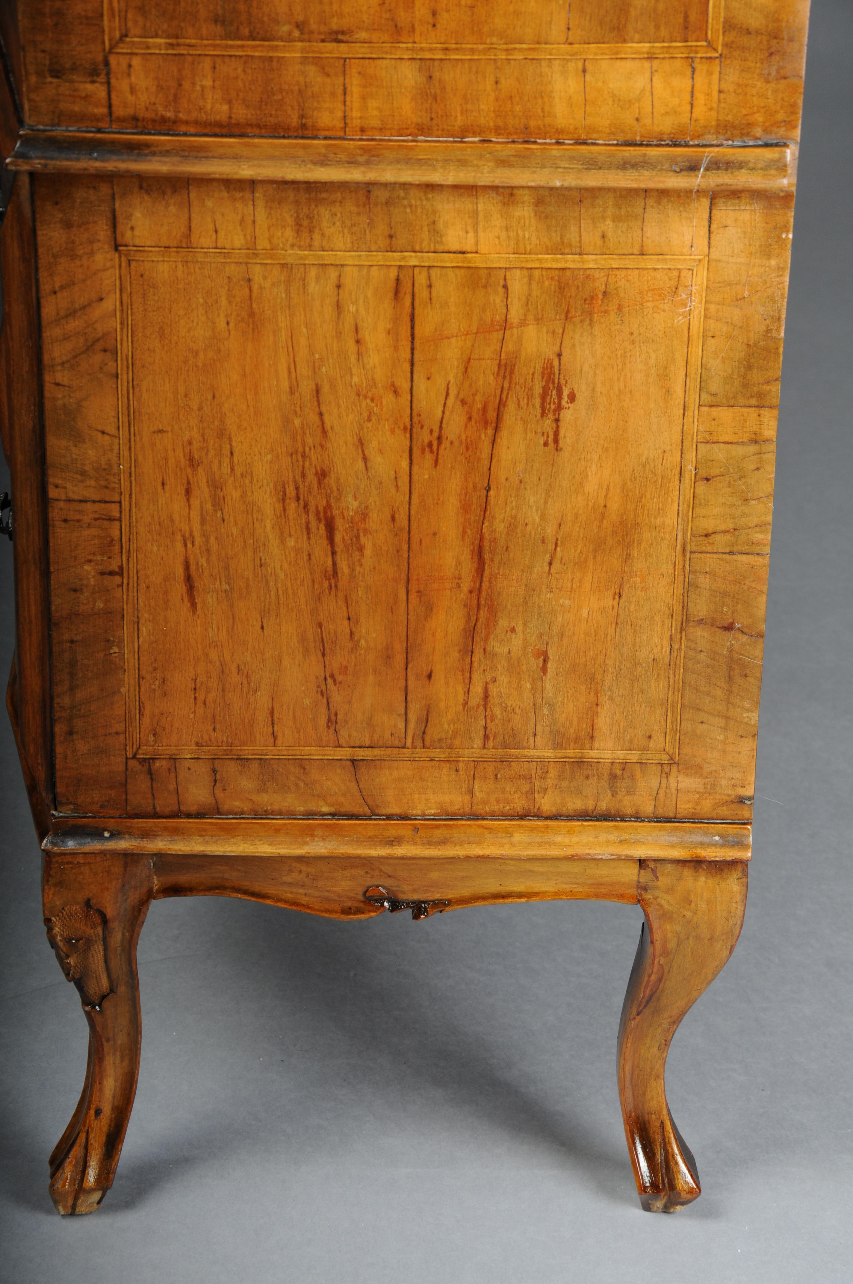 Beautiful antique slanted flap secretary, 20th century. Walnut root veneer. For Sale 5