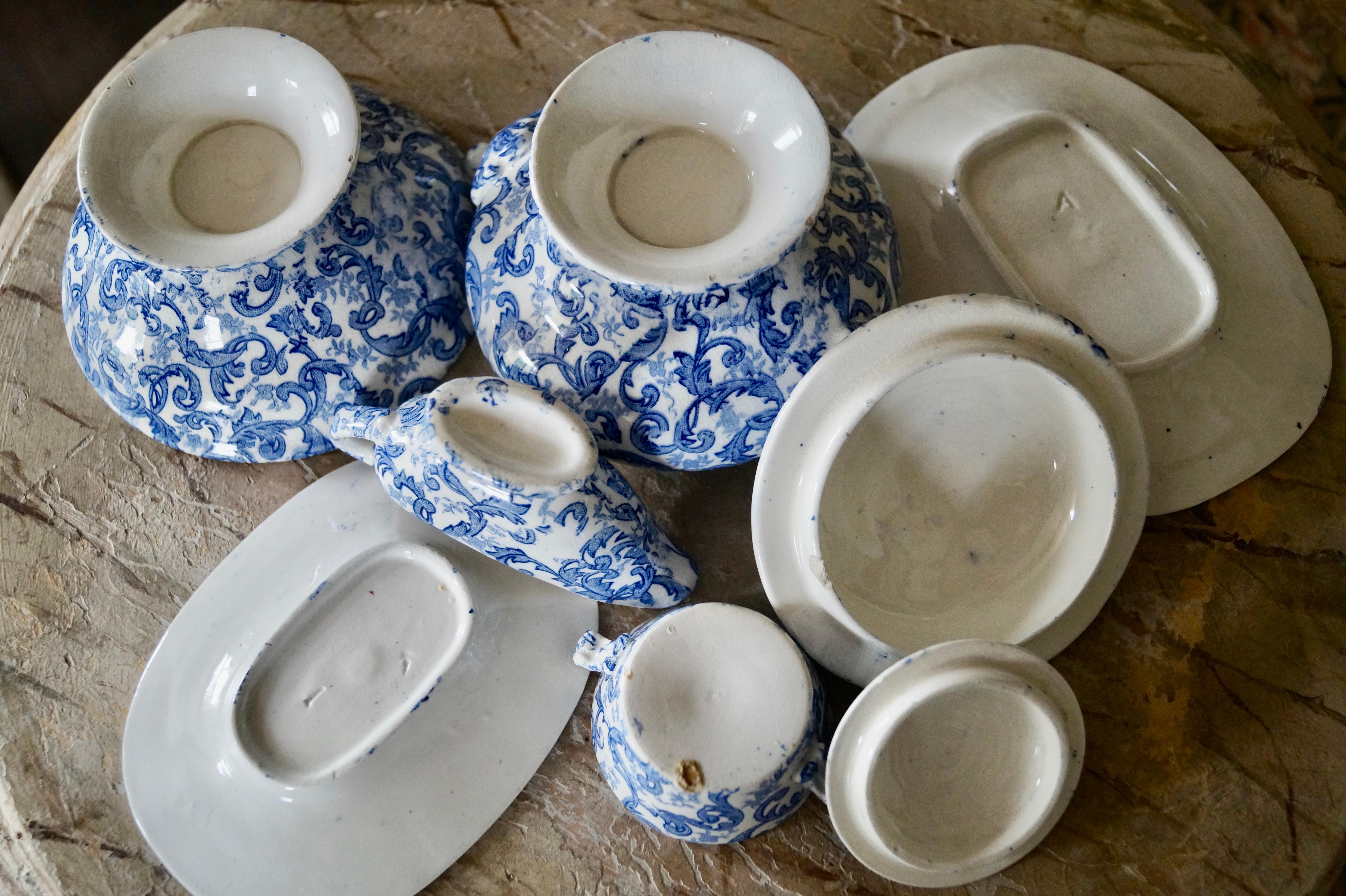 Beautiful Antique Staffordshire pottery Child's Dinner Service Toy's Set. 1880's For Sale 1