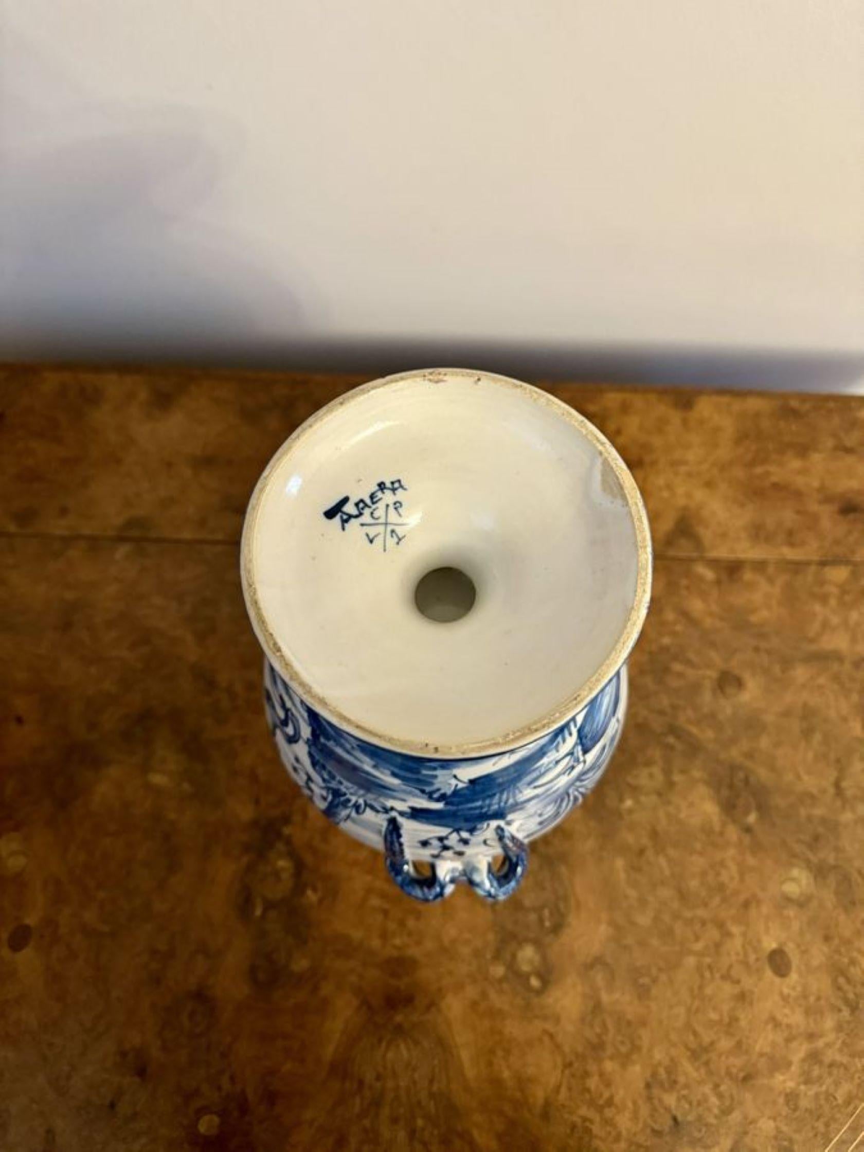 Beautiful antique Talavere blue and white vase  For Sale 1