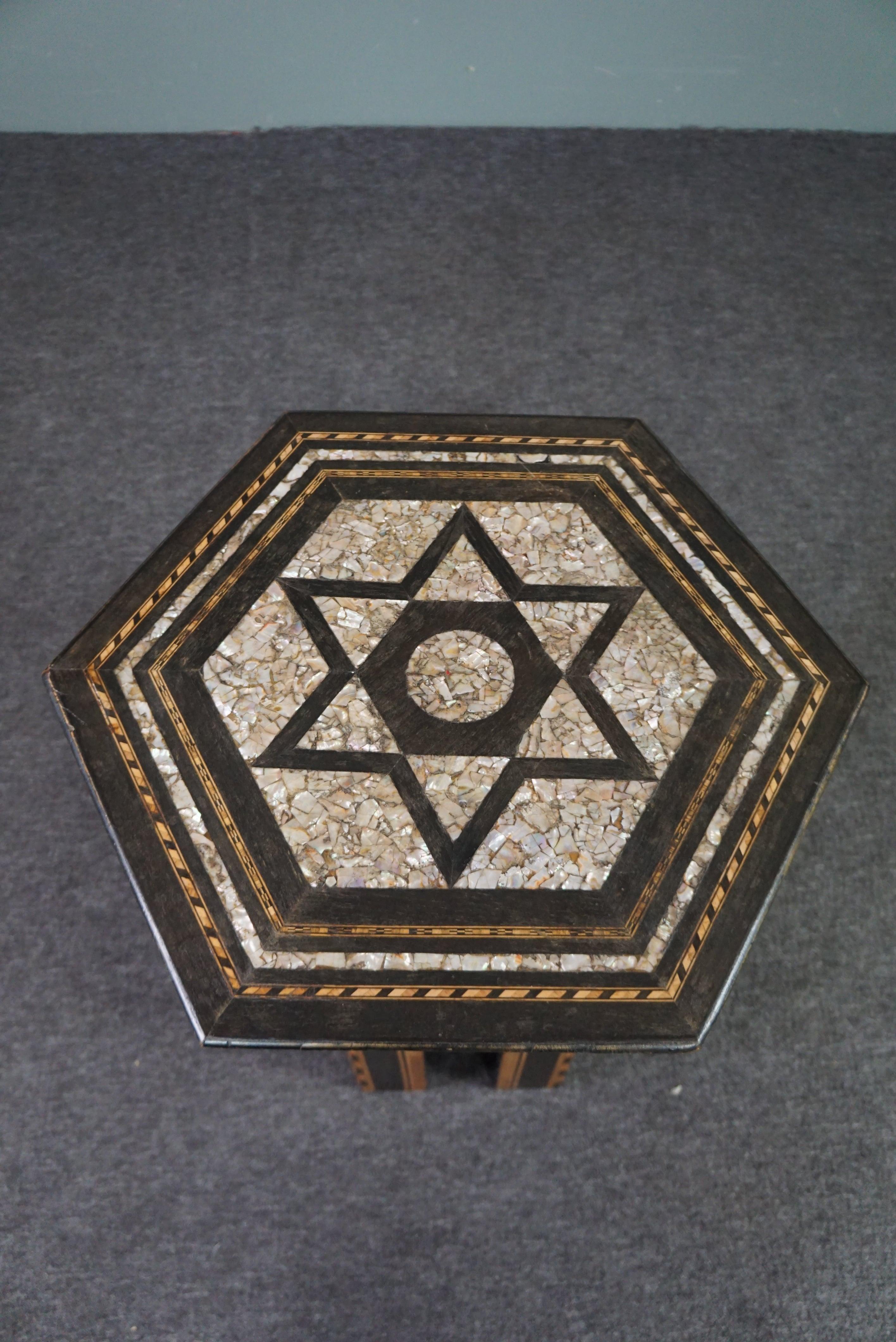 Hand-Carved Beautiful antique unique oriental mosaic, mother of pearl side table For Sale