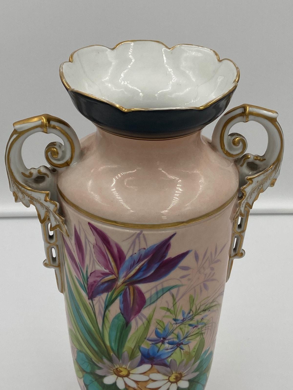 Early Victorian Beautiful Antique Victorian Vase For Sale