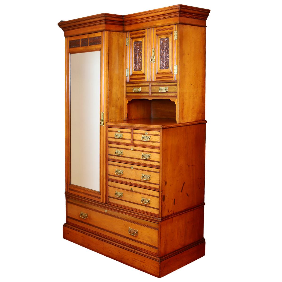 Beautiful Antique Victorian Walnut and Brass Wardrobe For Sale 1