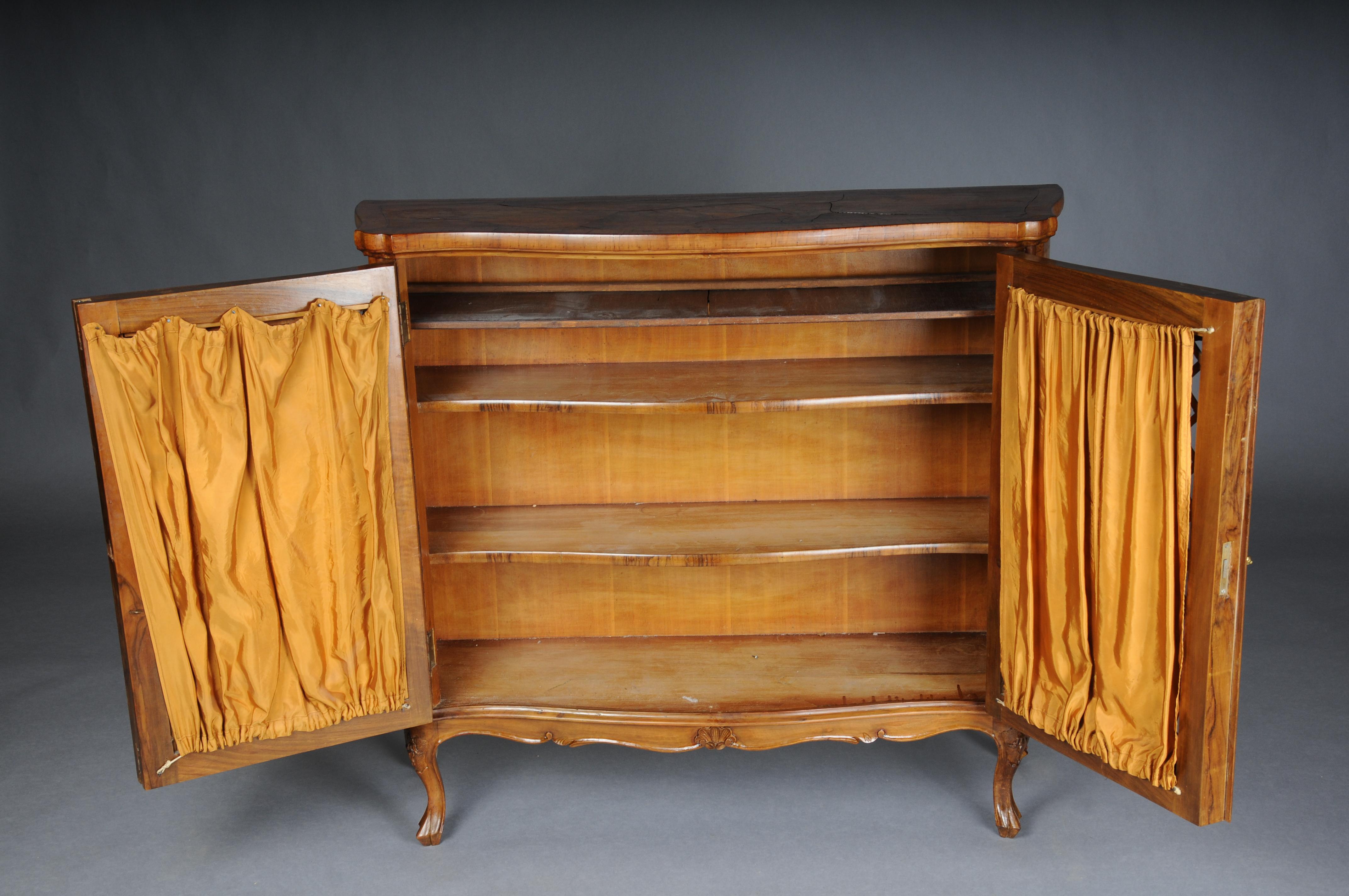 Beautiful antique wall cabinet/hall cabinet, 20th century. Walnut root veneer. For Sale 8
