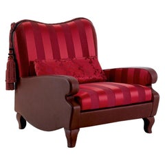 Magnifique fauteuil à dossier en plumes de duvet, cadre à pampilles et dossier en bois massif fabriqué