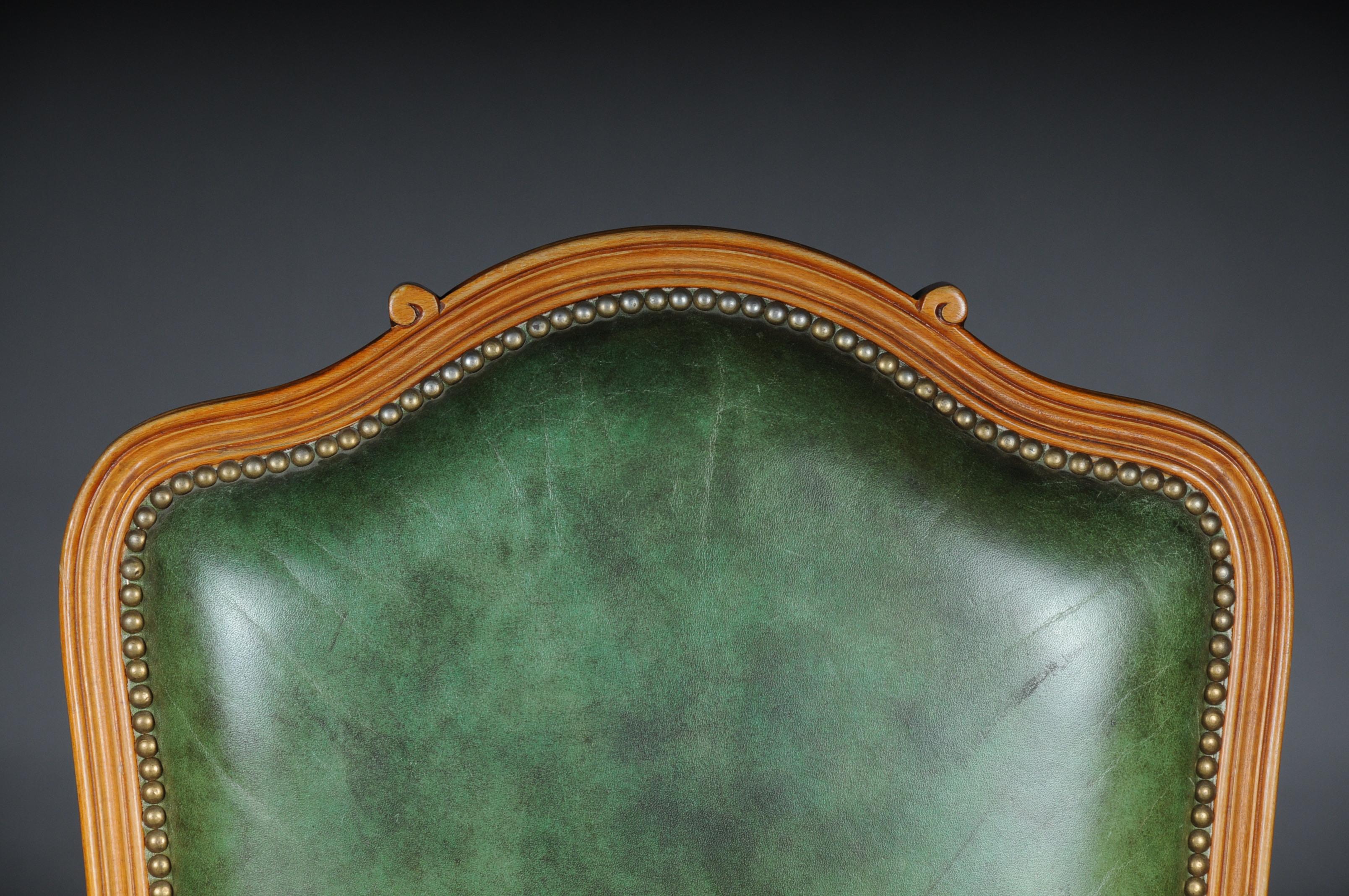 Placage Magnifique fauteuil de style rococo / Louis XV